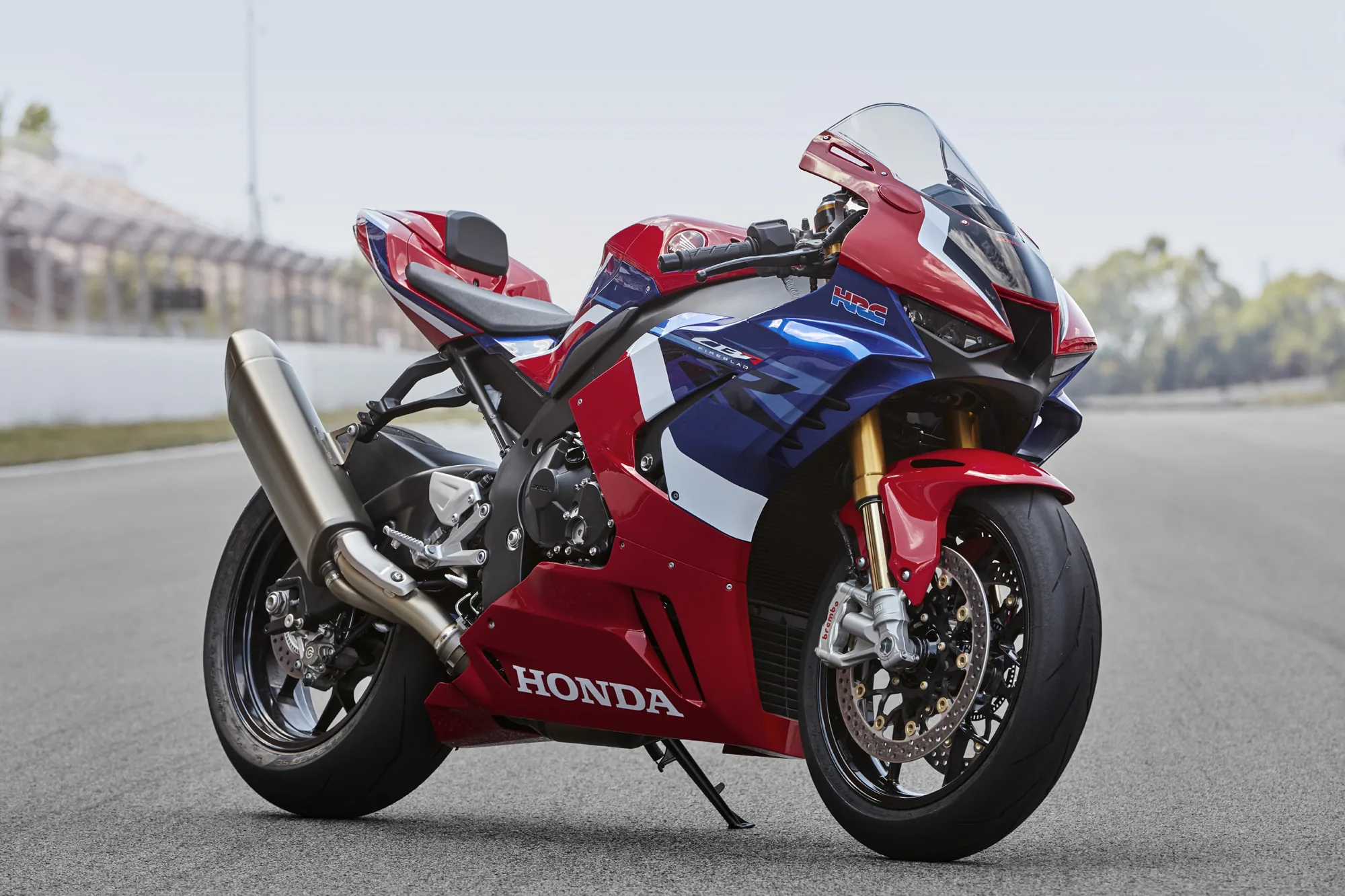 Honda CBR1000RR-R Fireblade và Fireblade SP ra mắt tại Việt Nam, giá gần 1 tỷ