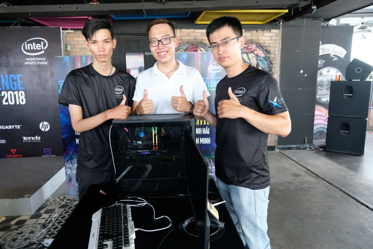 Expert Challenge - Ai là thí sinh vượt trội nhất ở mùa trước?