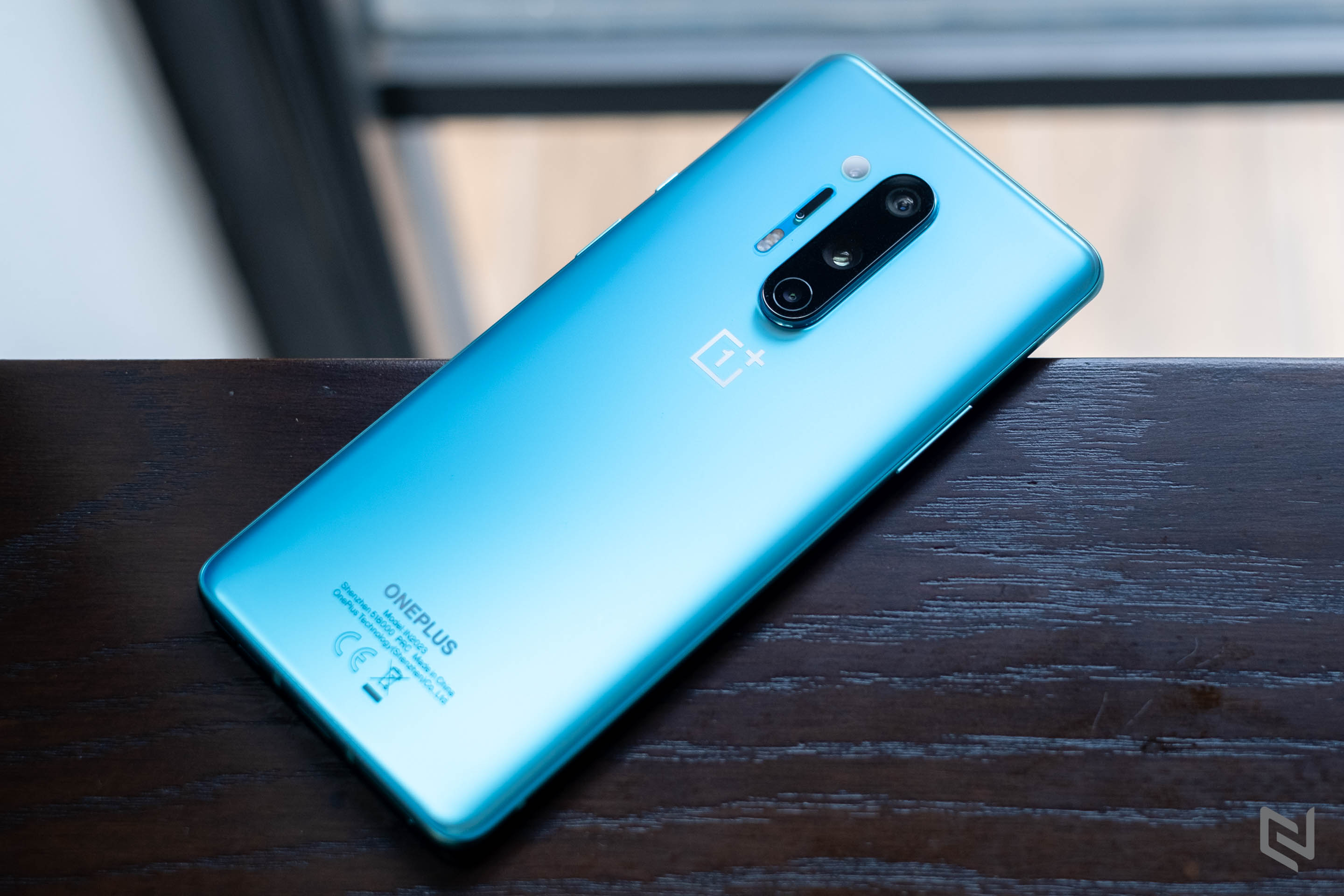 OnePlus 8T sẽ có màn hình AMOLED 120Hz và bốn camera 48MP