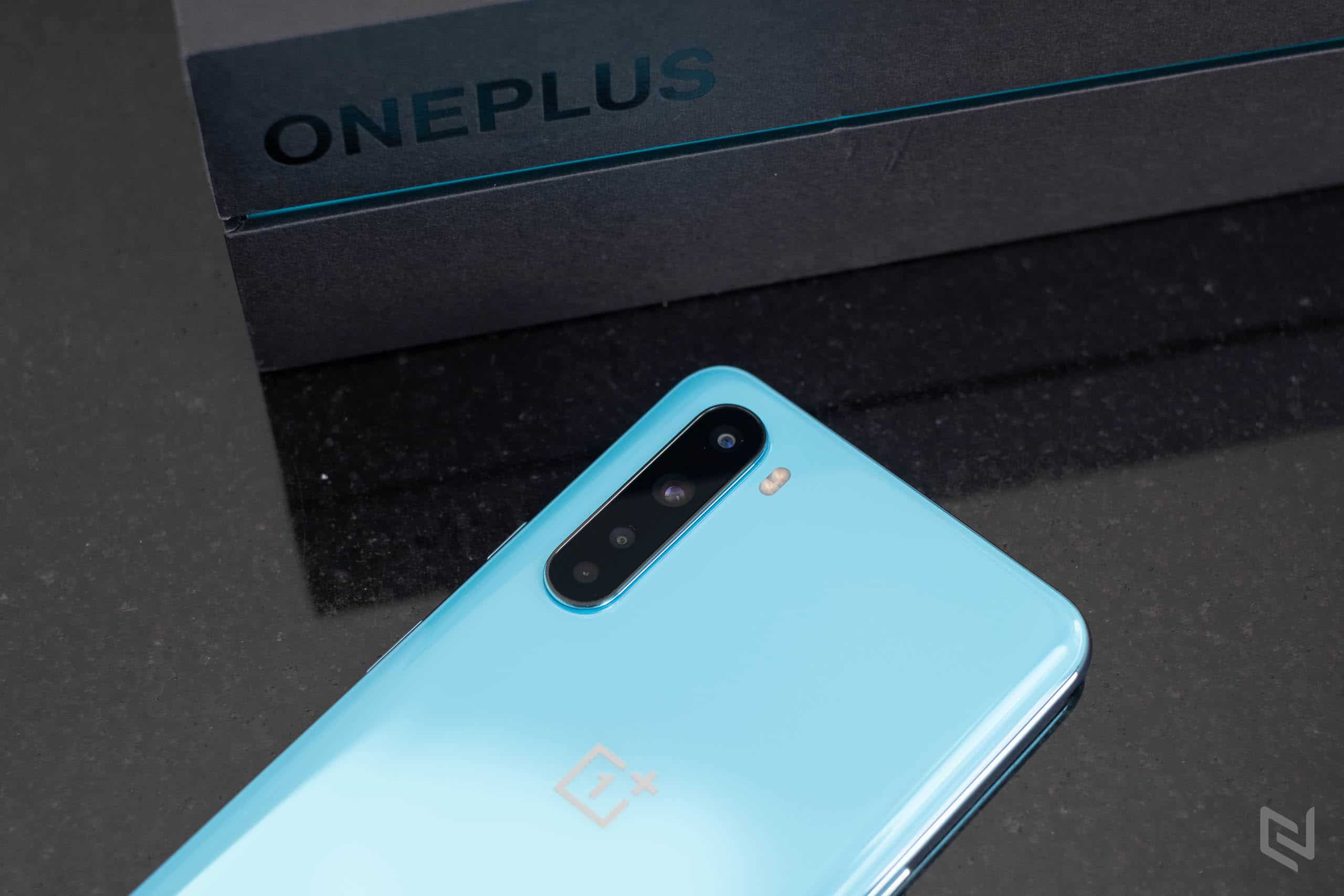 Mở hộp OnePlus Nord 5G – Kết nối 5G, ngoại hình bắt mắt, hiệu năng mạnh mẽ với Snapdragon 765G và 4 camera