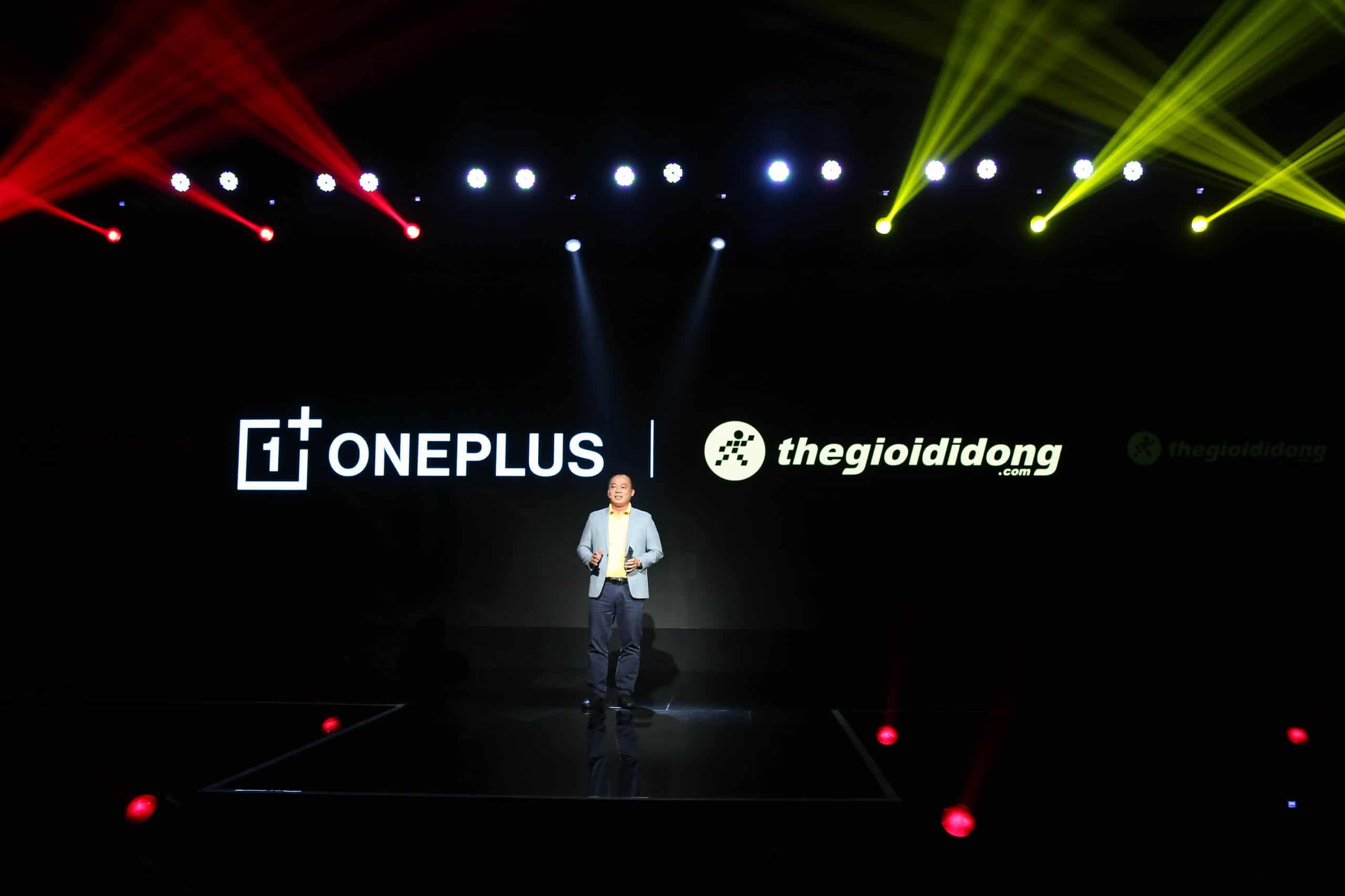 OnePlus chính thức ra mắt tại Việt Nam OnePlus 8 Pro 5G và OnePlus Nord 5G, độc quyền tại Thế Giới Di Động