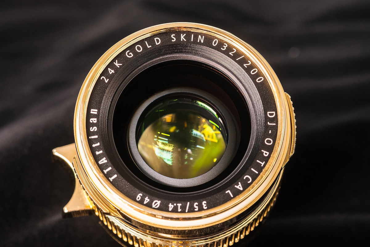 TTartisan-35mm-F1-4-24K-Gold-Skin-limited-edition-lens10.jpg