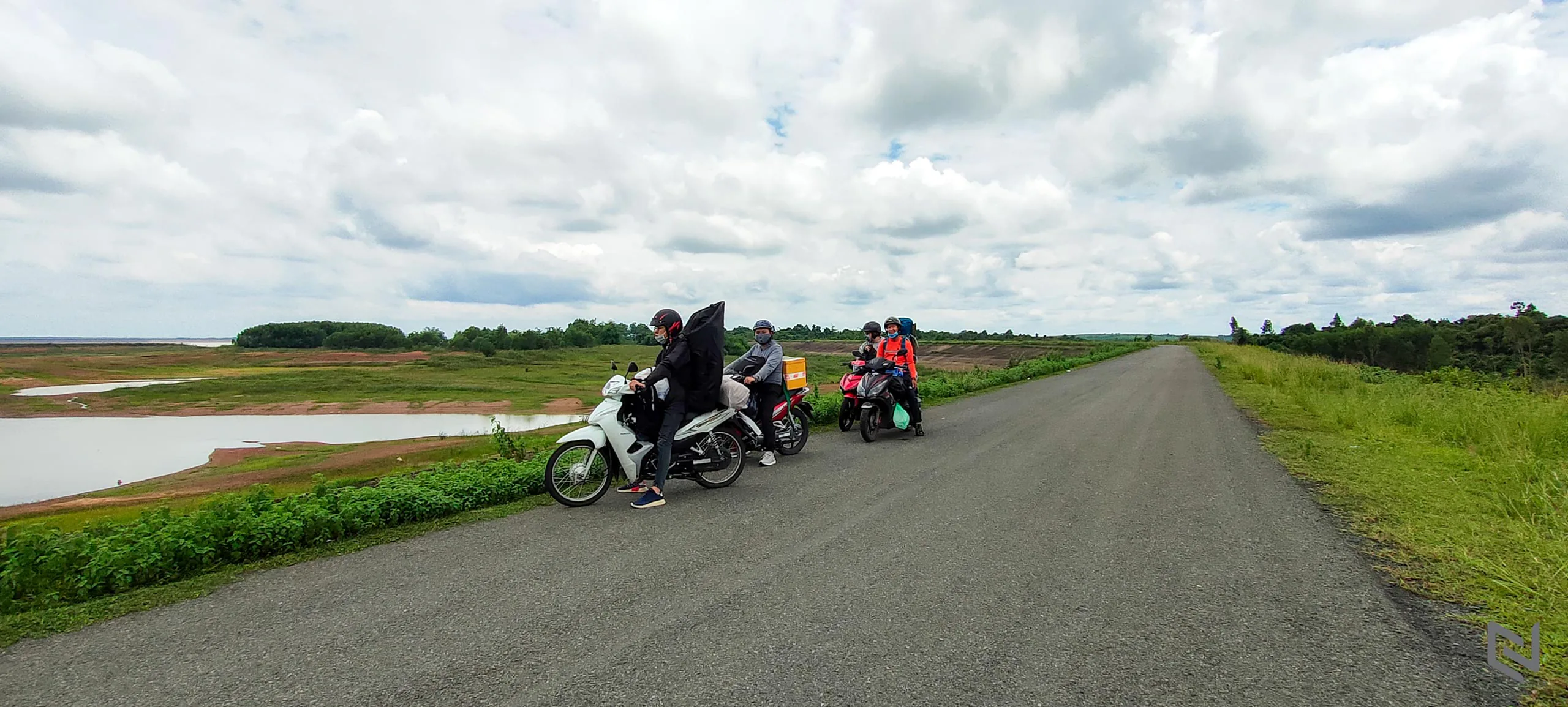 Cùng OPPO Reno4 Pro ghi lại chuyến camping của team Congngheviet.com