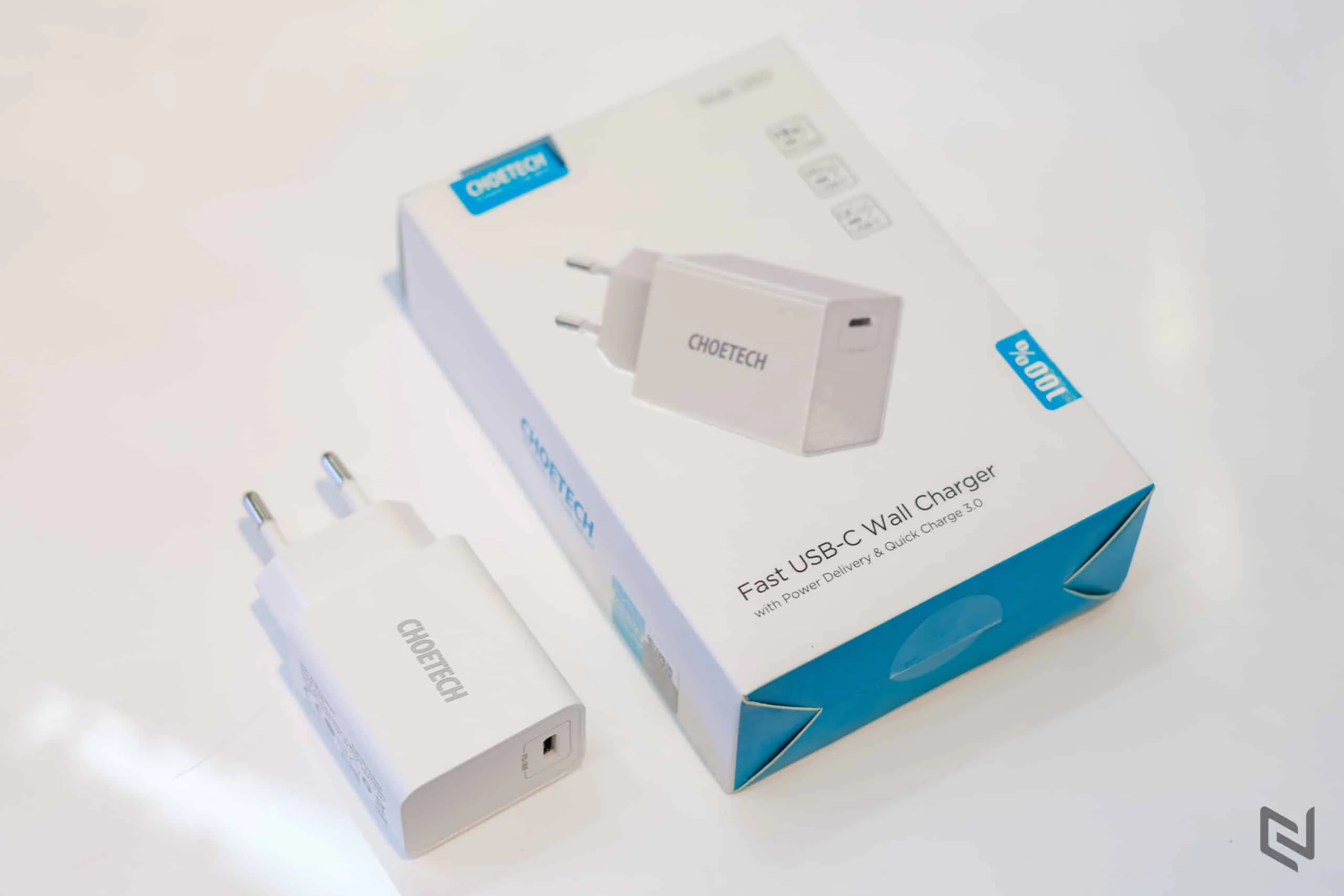 Trên tay CHOETECH USB C Charger 18W - Thiết kế mới gọn hơn, cổng USB-C 18W PD Quickcharge 3.0