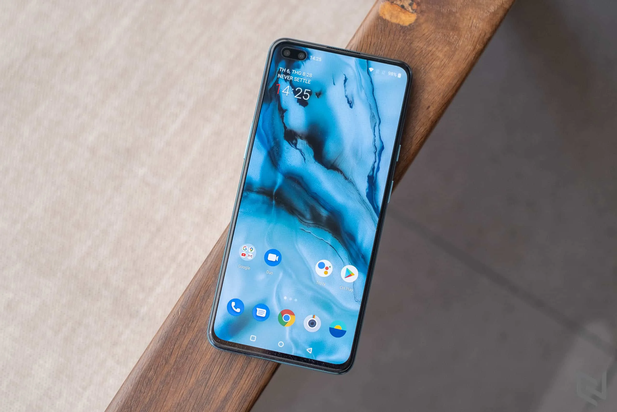 Đánh giá OnePlus Nord 5G: Độc cô cầu bại trong phân khúc tầm trung cao cấp