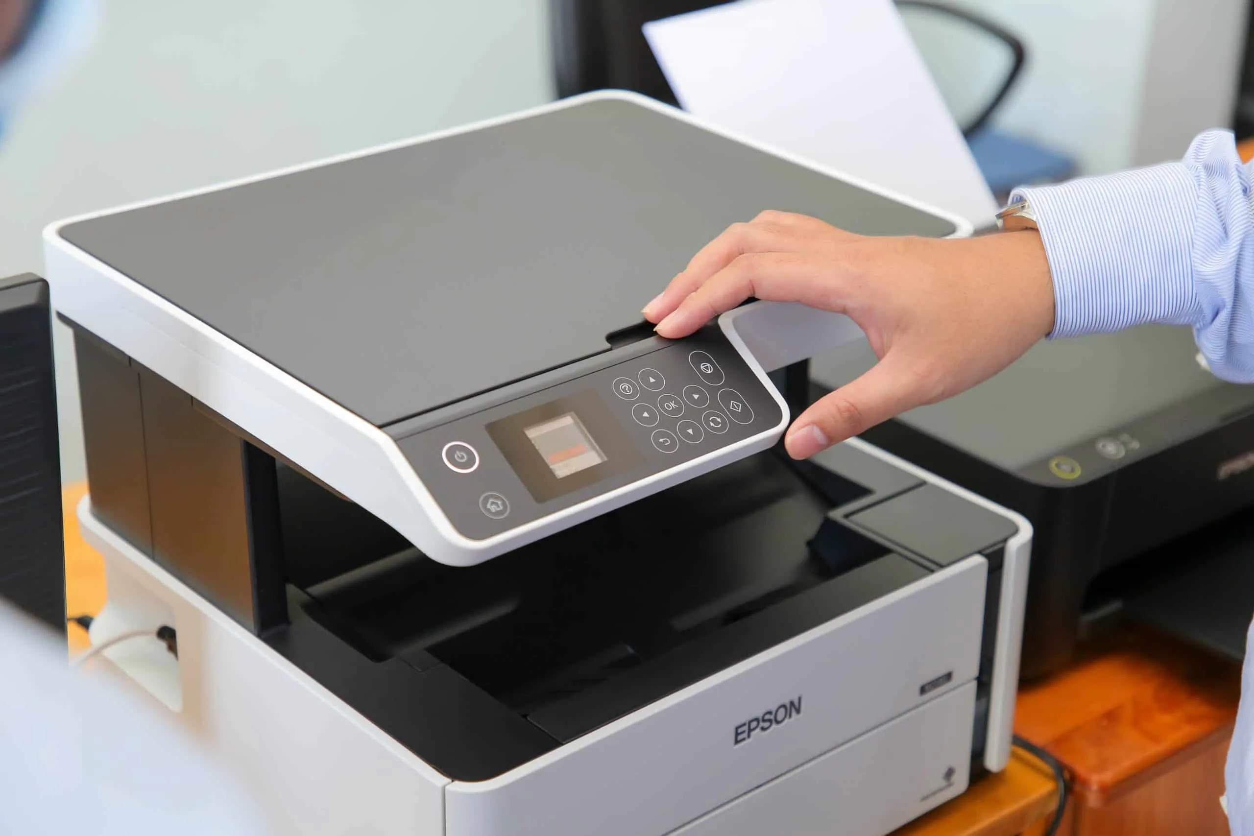 Epson Việt Nam dùng công nghệ lan toả tinh thần khuyến học