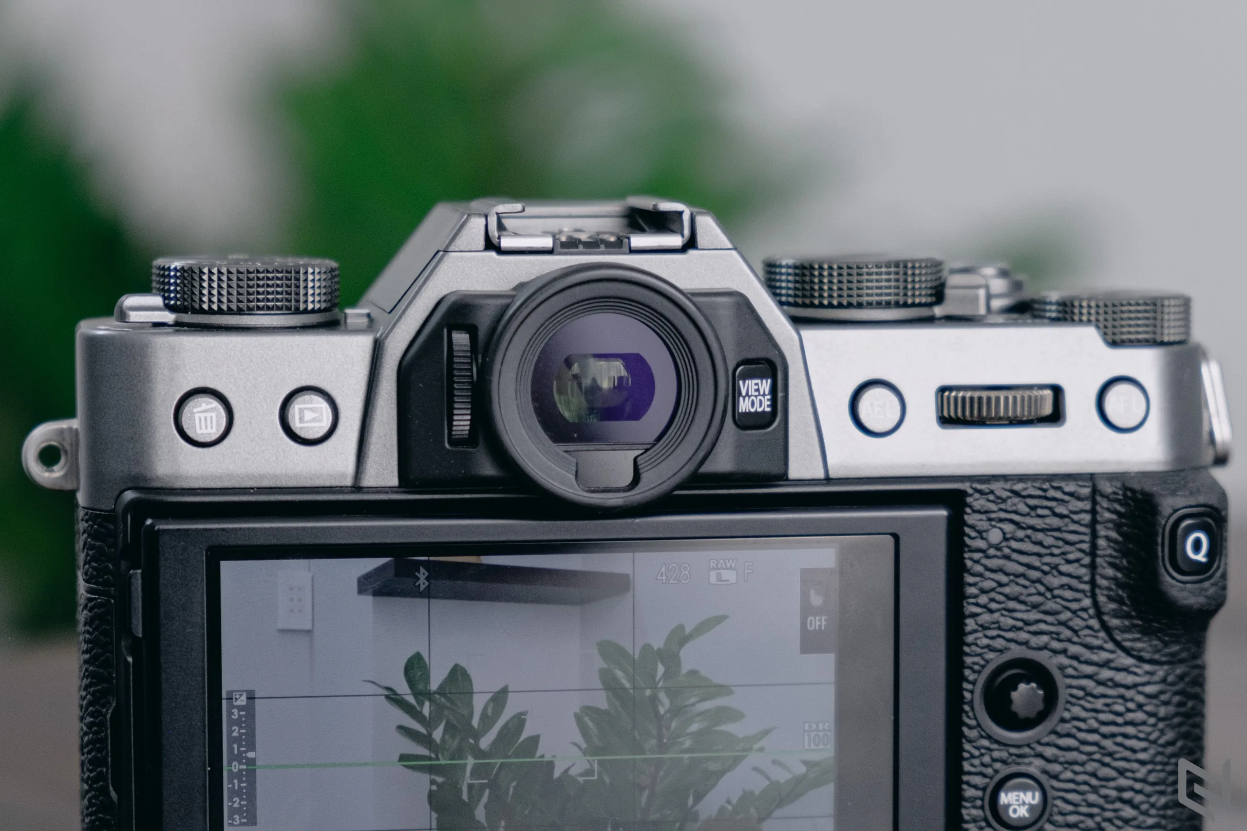 Sỡ hữu combo máy ảnh Fujifilm X-T30 và XF 35mm F1.4 hiện đang được giảm giá 5 triệu tại WinWinStore