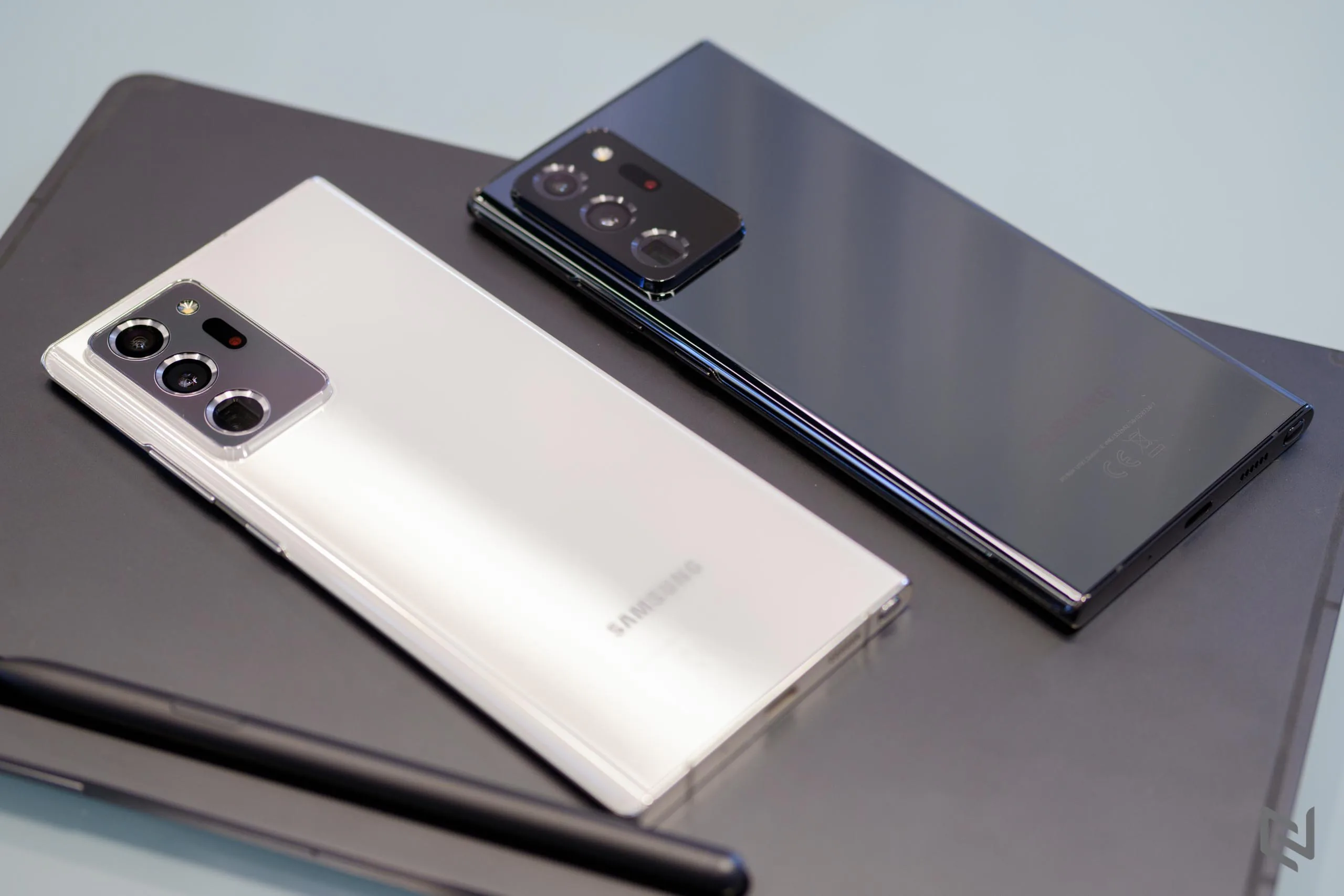 Trên tay Galaxy Note20, Note20 Ultra và các sản phẩm Samsung mới ra mắt đêm 5/8