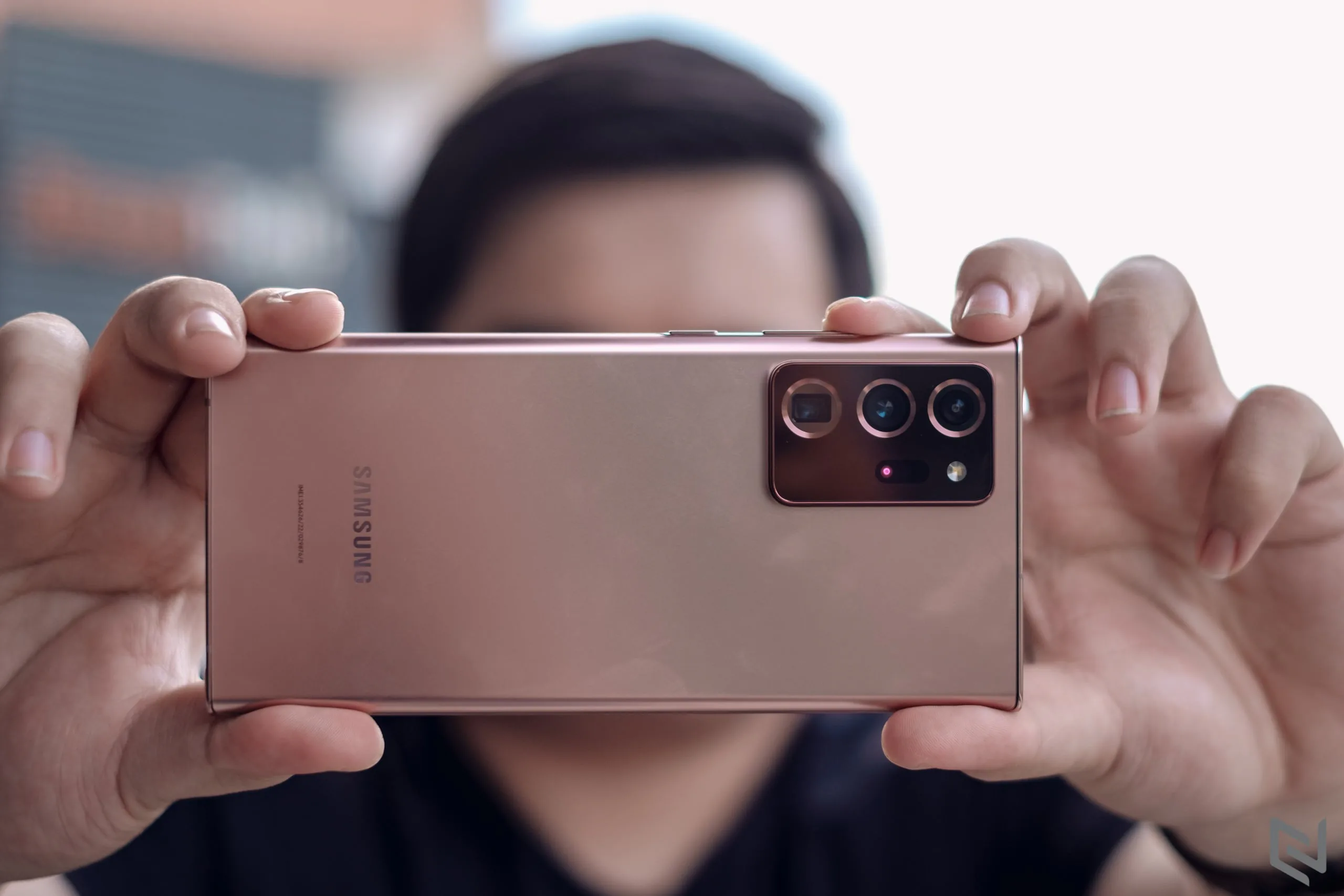 Mở hộp Galaxy Note20 Ultra 5G chính thức: Flagship của Samsung đã có 5G, bút S Pen cải tiến, ngoại hình bắt mắt, quay video 8K