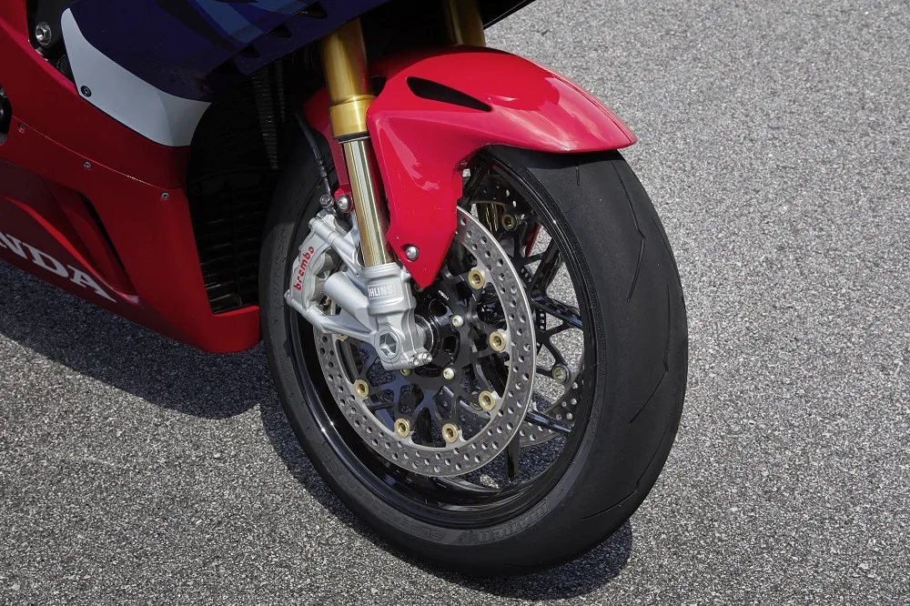Honda CBR1000RR-R Fireblade và Fireblade SP ra mắt tại Việt Nam, giá gần 1 tỷ