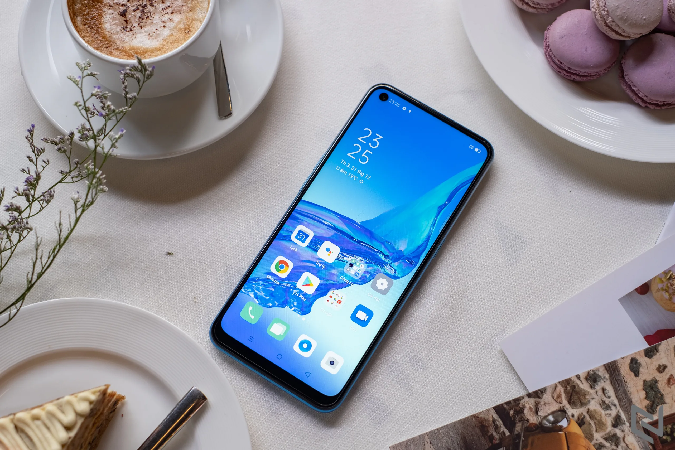 Mở hộp OPPO A53: Tân binh đáng gờm ở phân khúc tầm trung