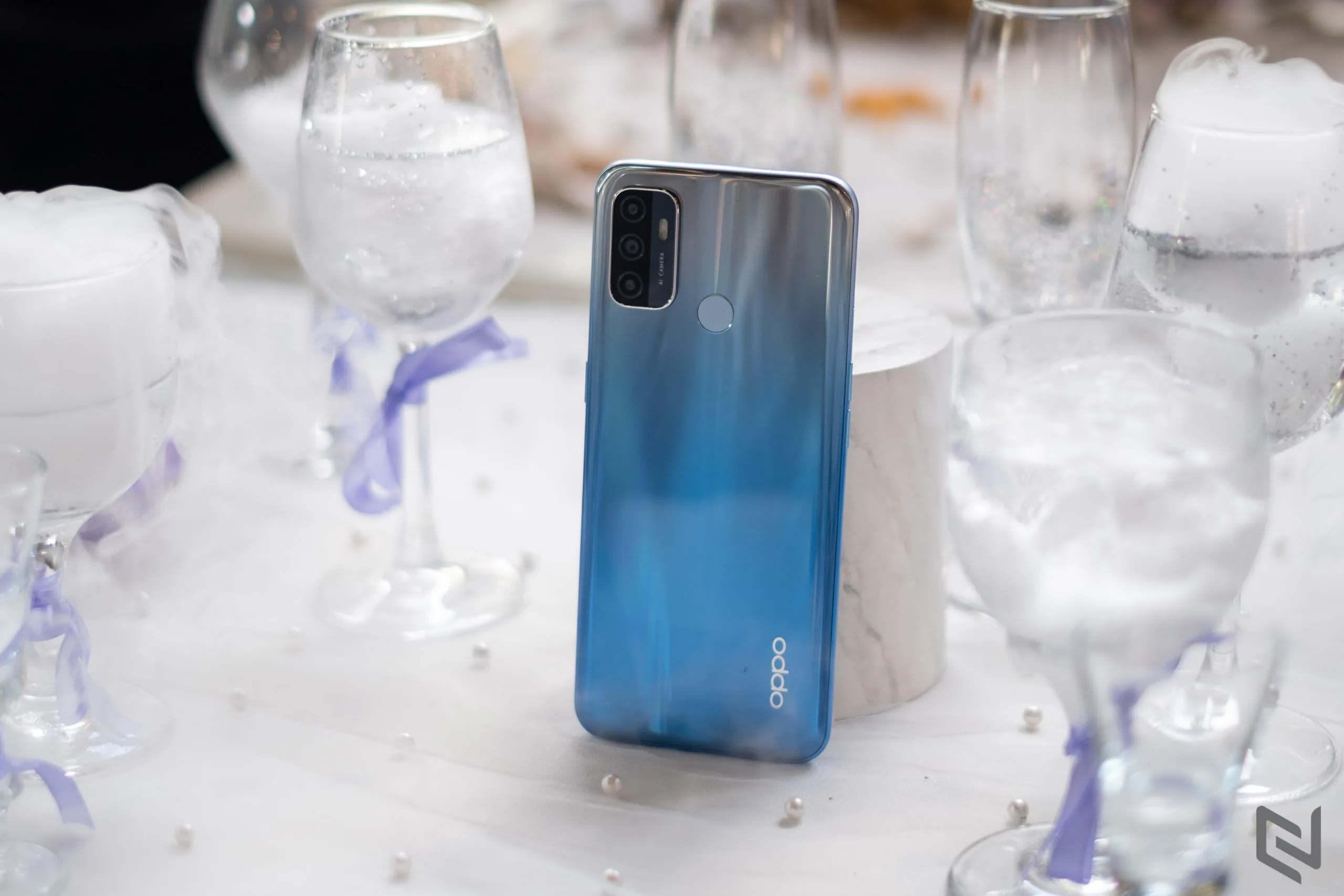 Mở hộp OPPO A53: Tân binh đáng gờm ở phân khúc tầm trung