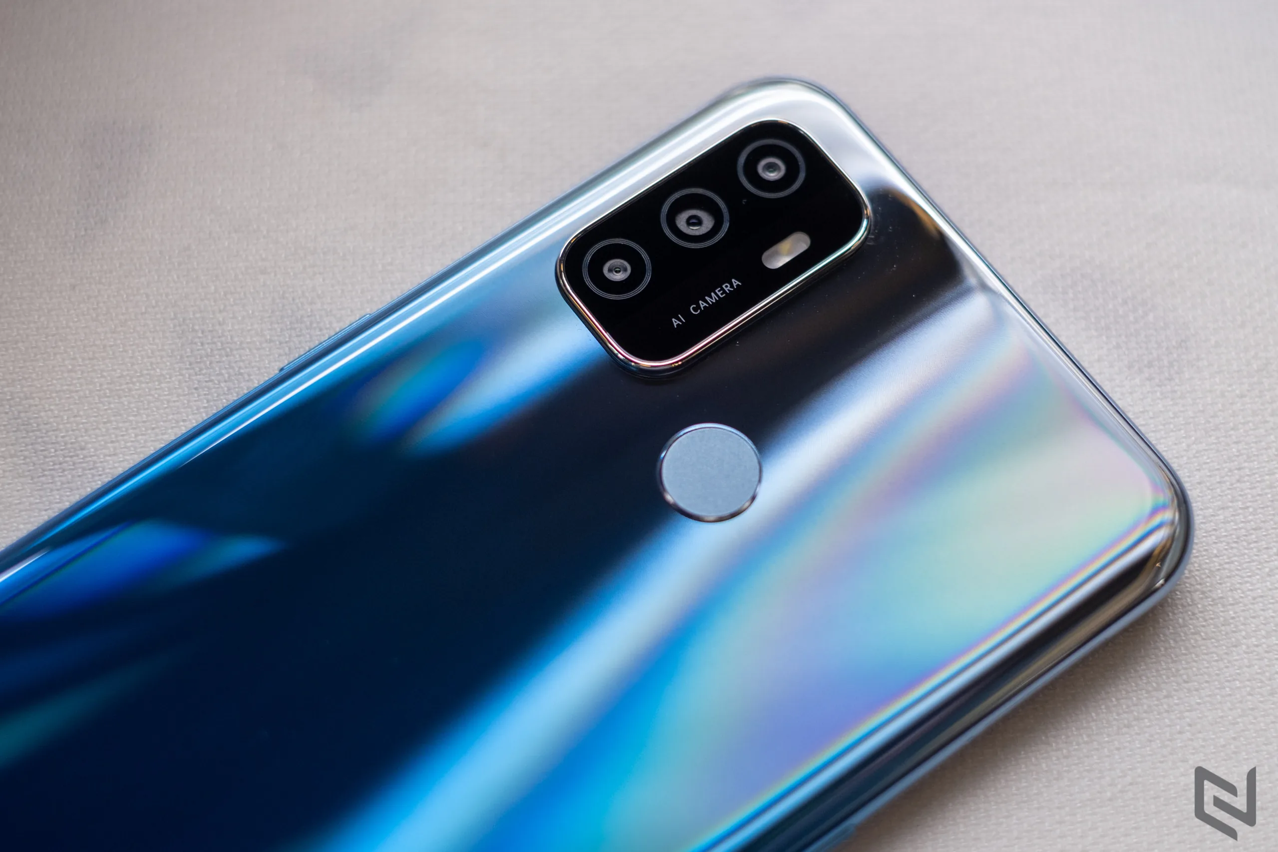 Mở hộp OPPO A53: Tân binh đáng gờm ở phân khúc tầm trung