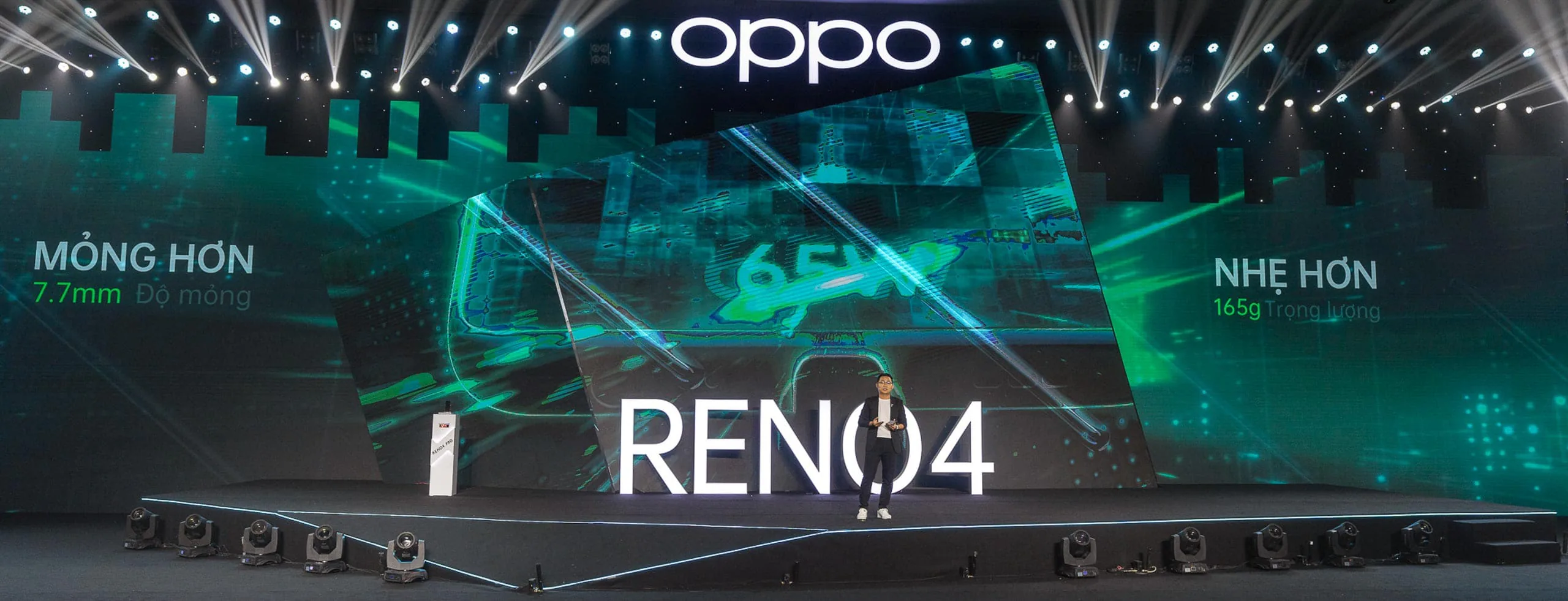 OPPO Reno4 và Reno4 Pro ra mắt tại Việt Nam: Chụp Chân dung màu AI, sạc siêu nhanh, giá từ 8,490,000 VND
