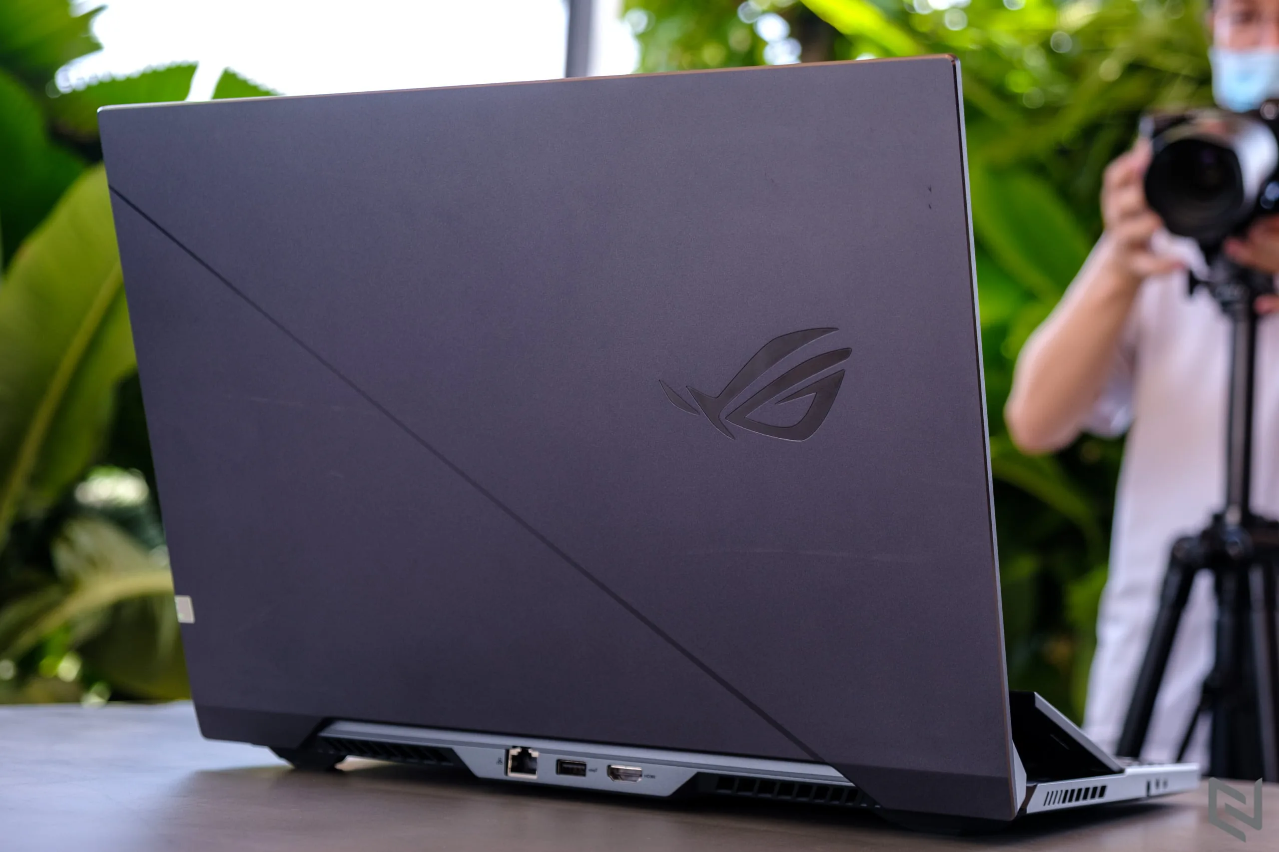ASUS giới thiệu ROG Zephyrus Duo 15 và dải sản phẩm sử dụng CPU Intel Core thế hệ 10 tại sự kiện RISE BEYOND