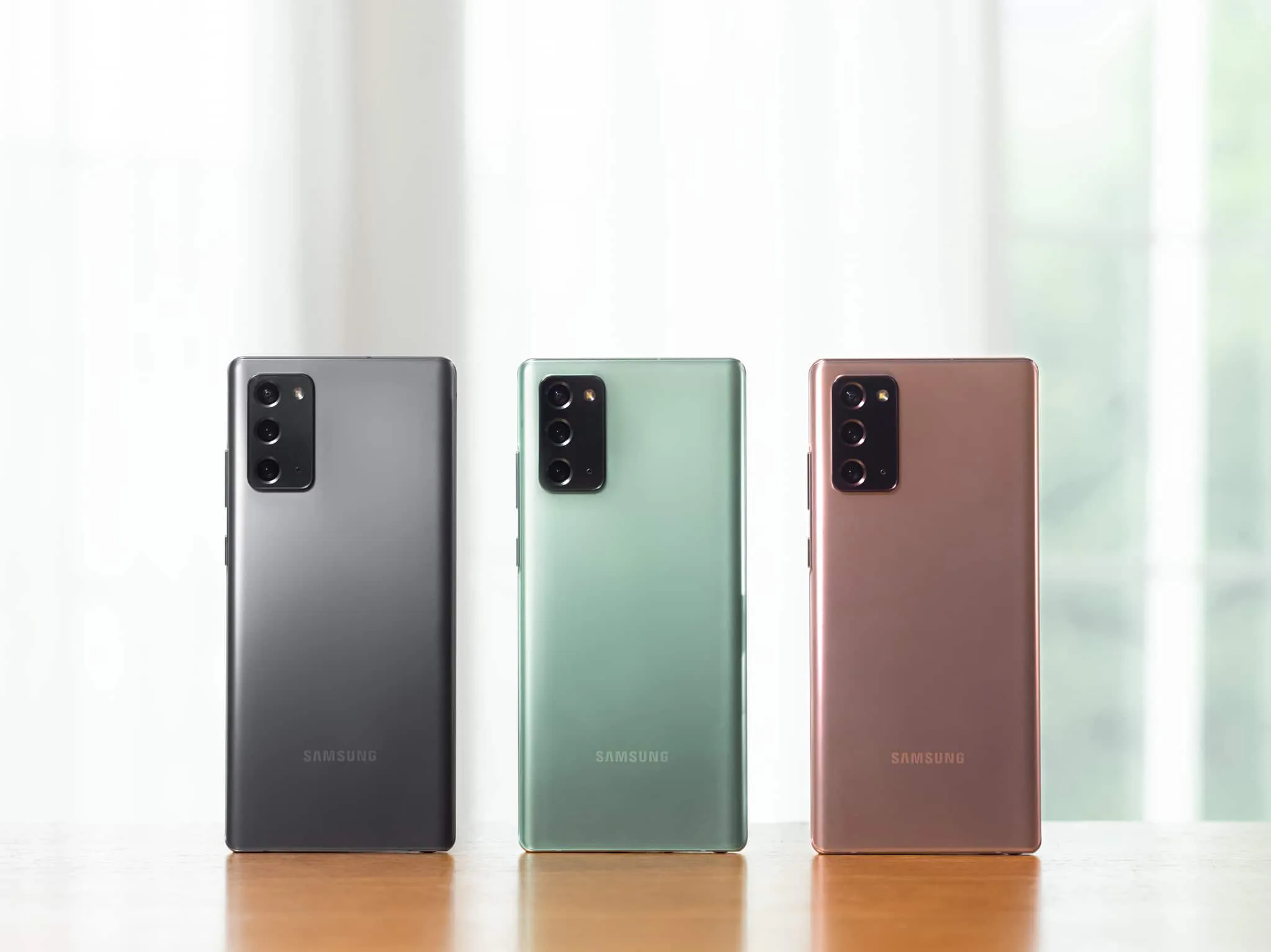 So sánh OnePlus 8T 5G, Galaxy Note20 và iPhone 12: Ai là "trùm" trong phân khúc flagship giá hời
