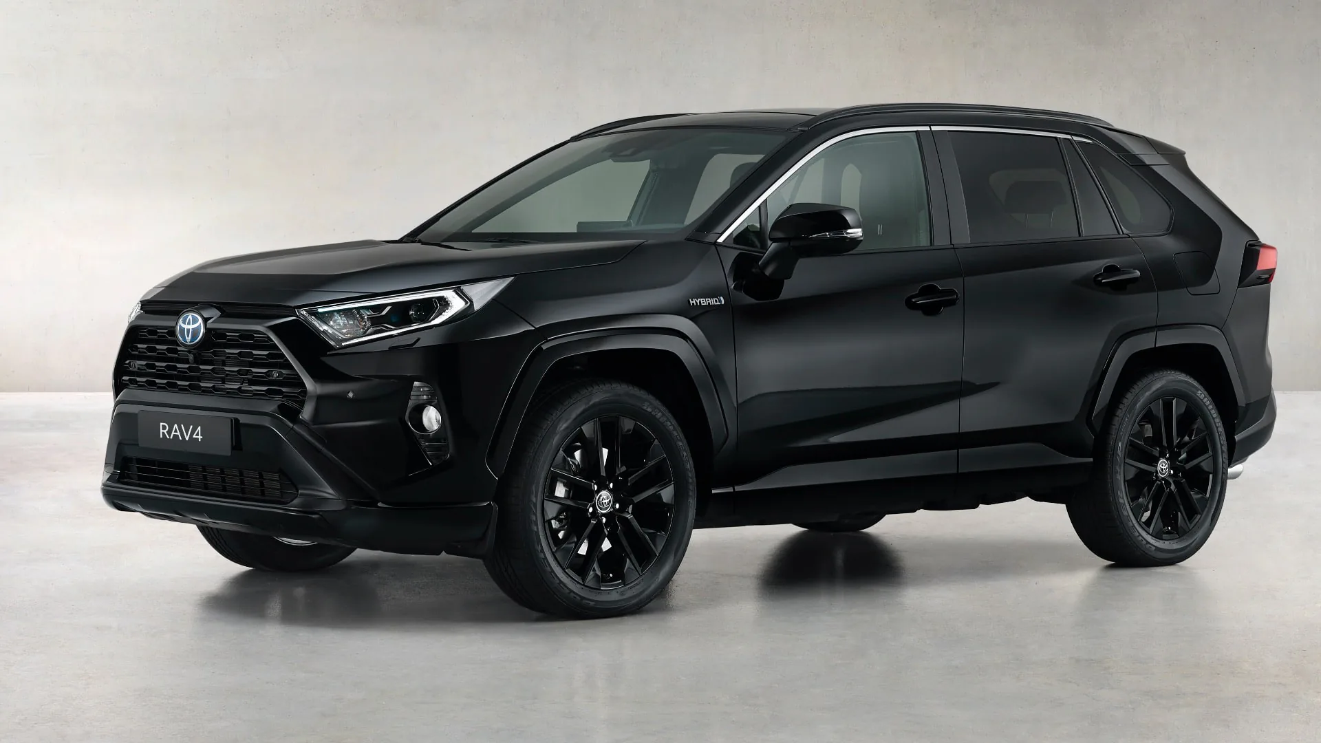 Toyota trình làng RAV4 phiên bản Black Edition đặc biệt tại Châu Âu