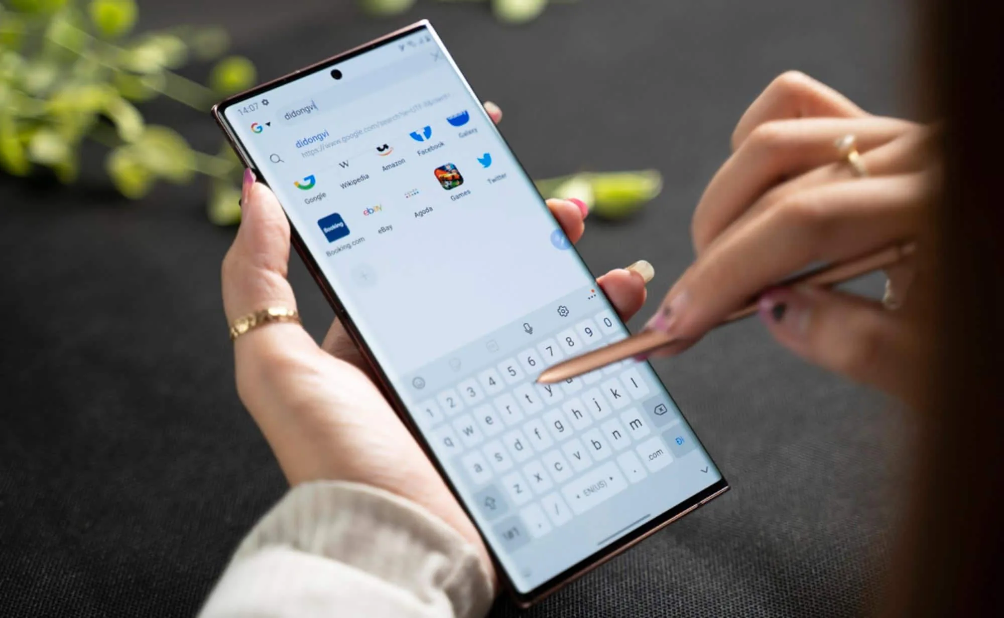 Trade-in Miễn Phí đổi Galaxy Note 10 Plus lấy Note 20 tại Di Động Việt