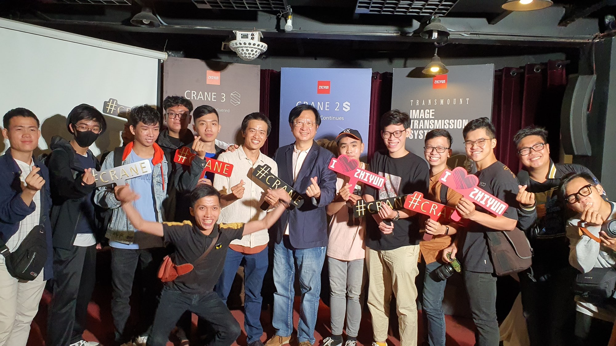 Gimbal chống rung CRANE 2S chính thức ra mắt tại Việt Nam