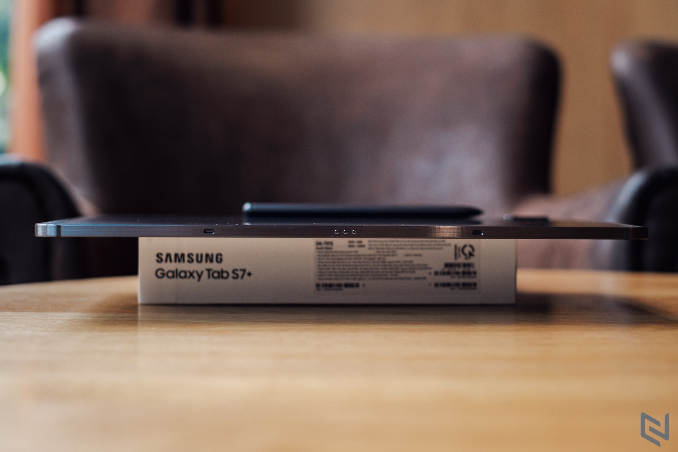 Mở hộp Galaxy Tab S7+: Snapdragon 865+ mạnh mẽ, cải tiến S Pen cho máy tính bảng và màn hình 120Hz