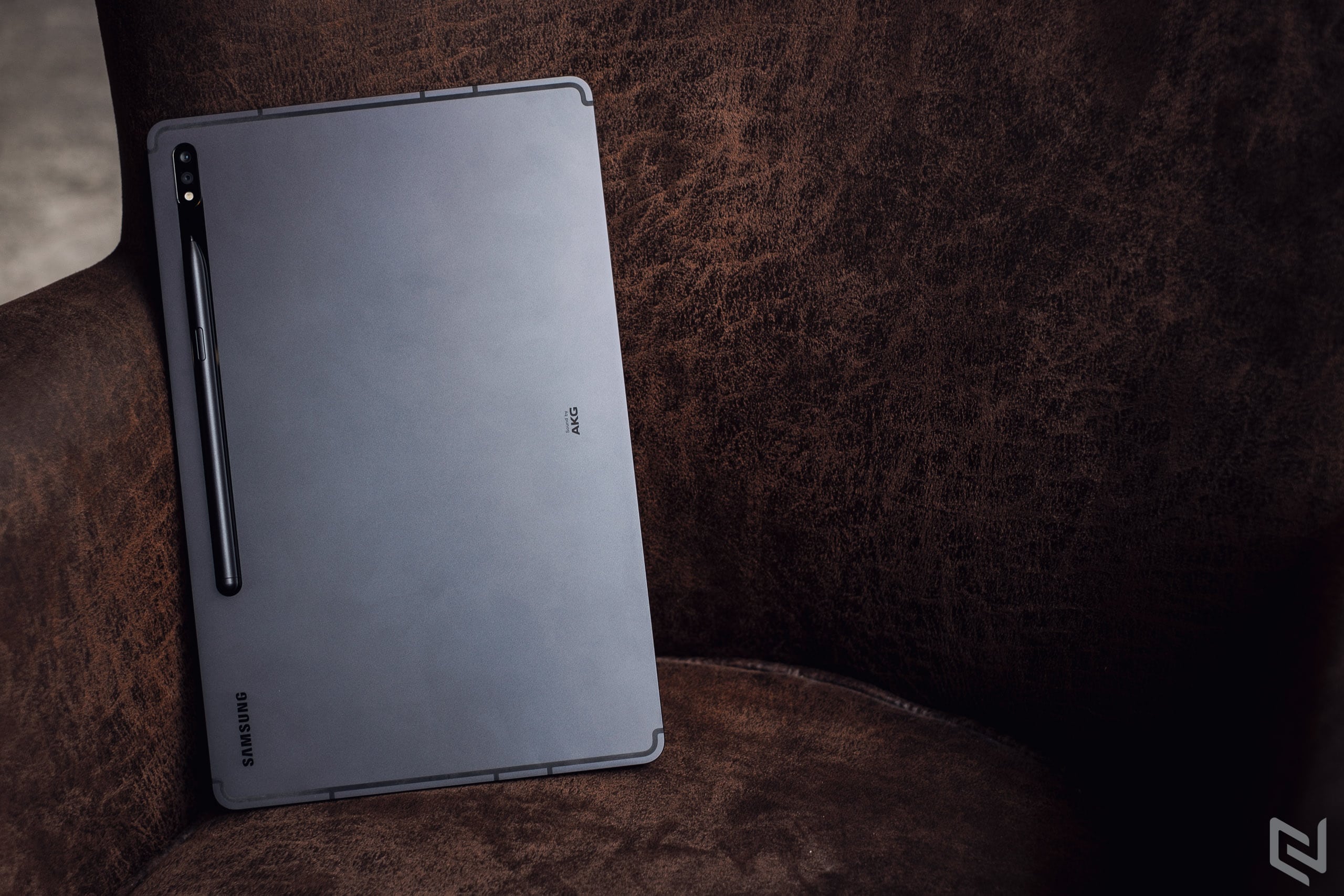Mở hộp Galaxy Tab S7+: Snapdragon 865+ mạnh mẽ, cải tiến S Pen cho máy tính bảng và màn hình 120Hz