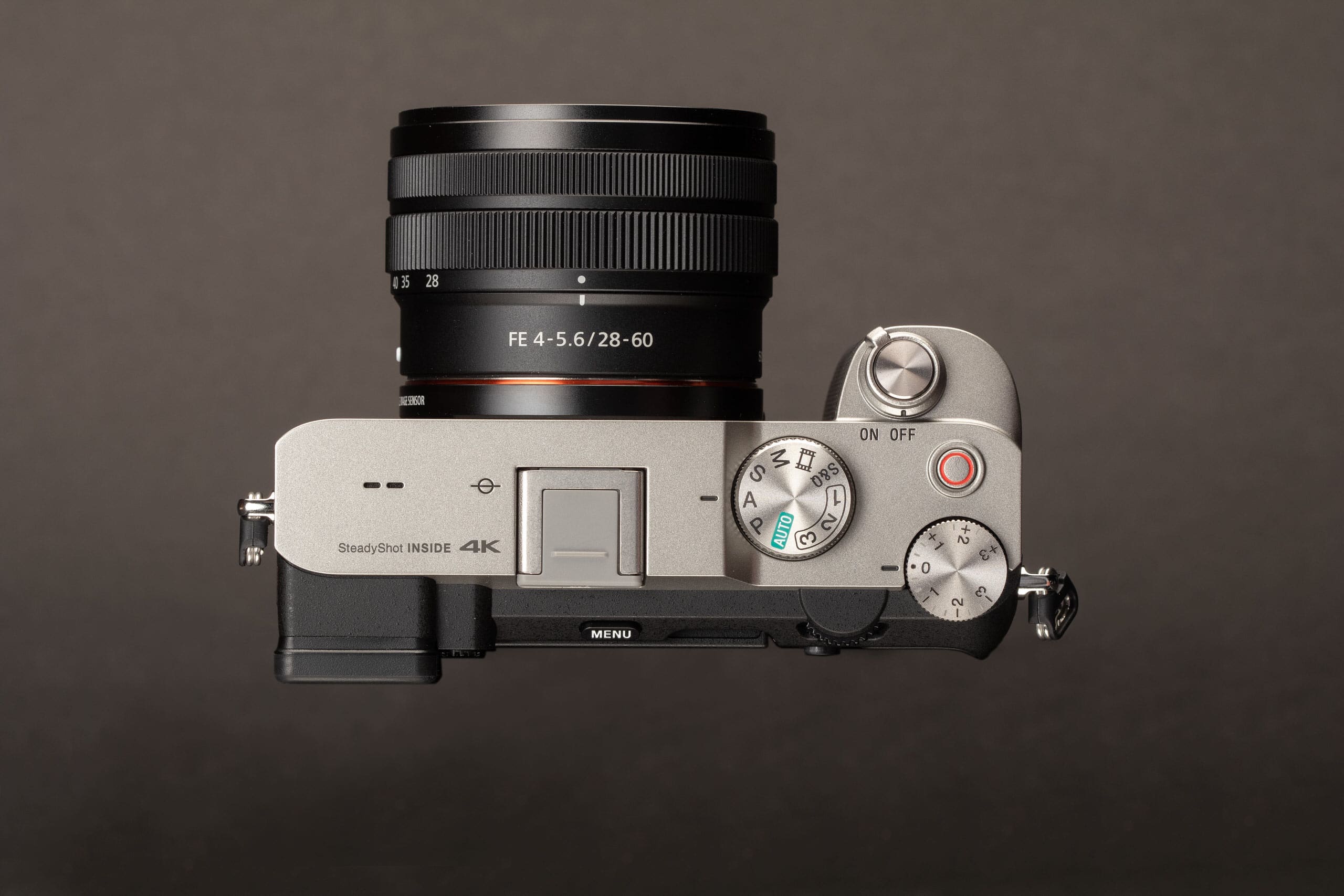 Sony ra mắt ống kính zoom FE 28-60mm F4-5.6 mới