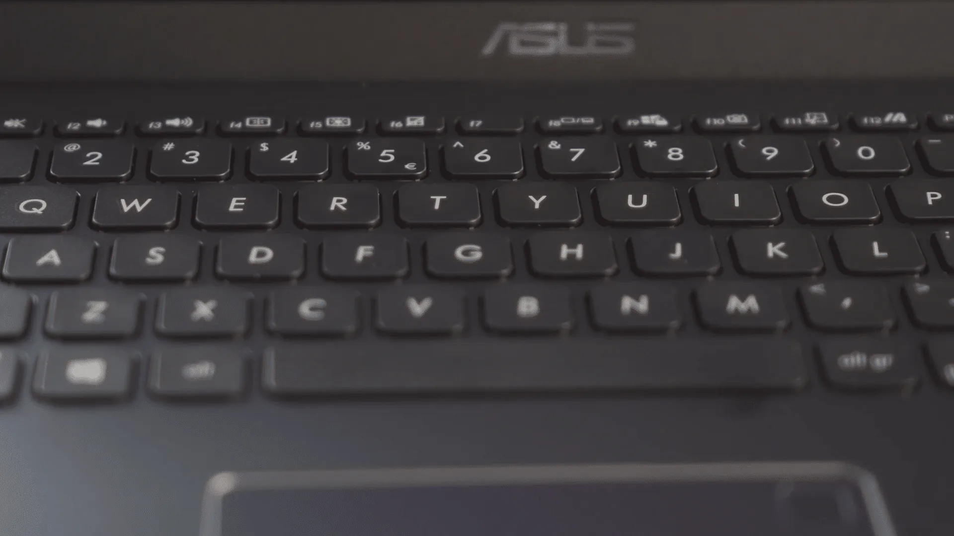 ExpertBook từ ASUS – Dải sản phẩm laptop toàn diện cho doanh nghiệp hiện đại
