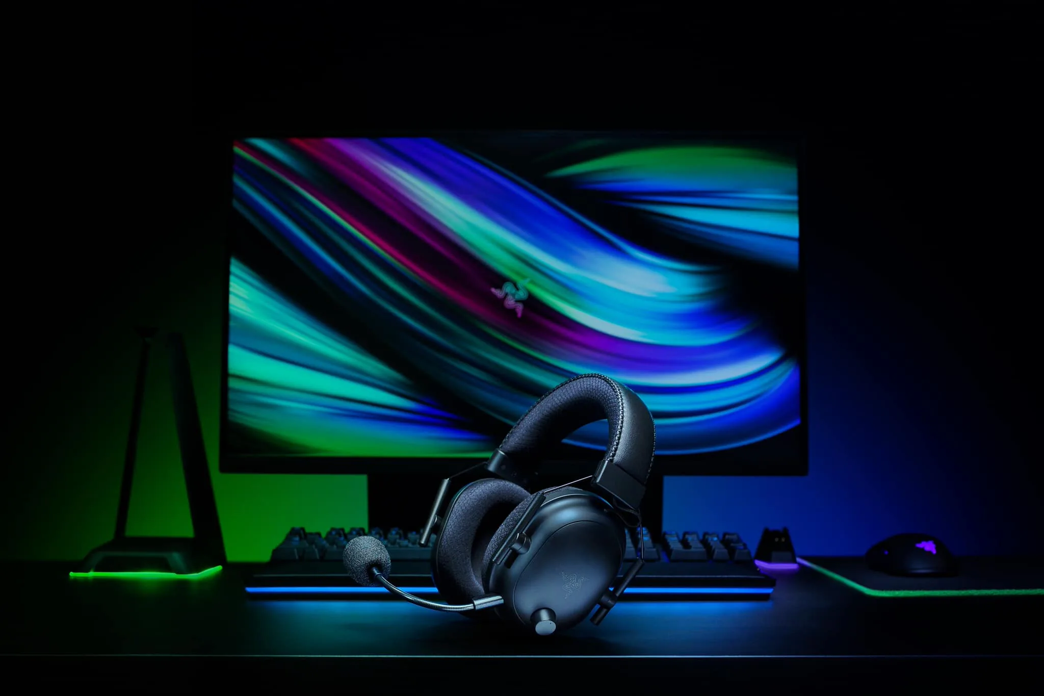 Razer ra mắt "đội quân" không dây đỉnh cao: Razer BlackShark V2 Pro, DeathAdder V2 Pro và BlackWidow V3 Pro