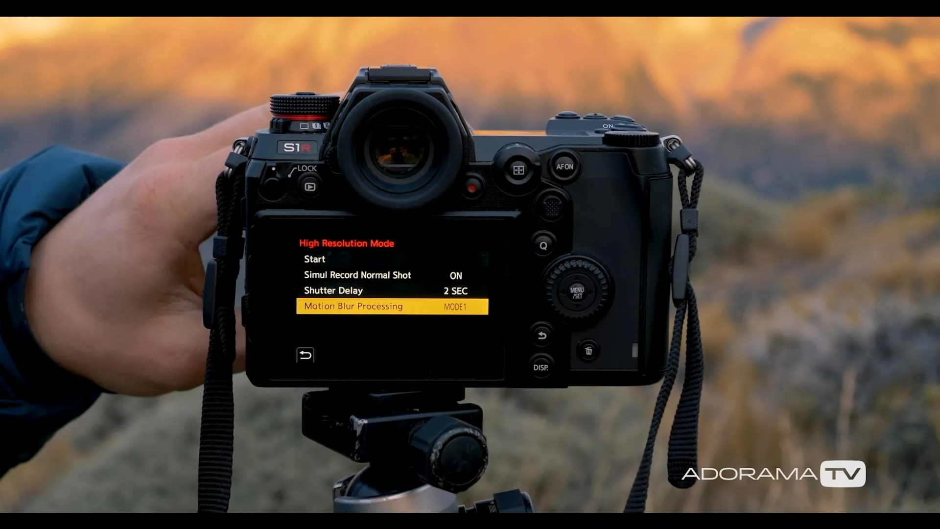 Bạn có thể chụp ảnh thiên văn có độ phân giải 96MP với chế độ High Resolution trên Panasonic Lumix S5