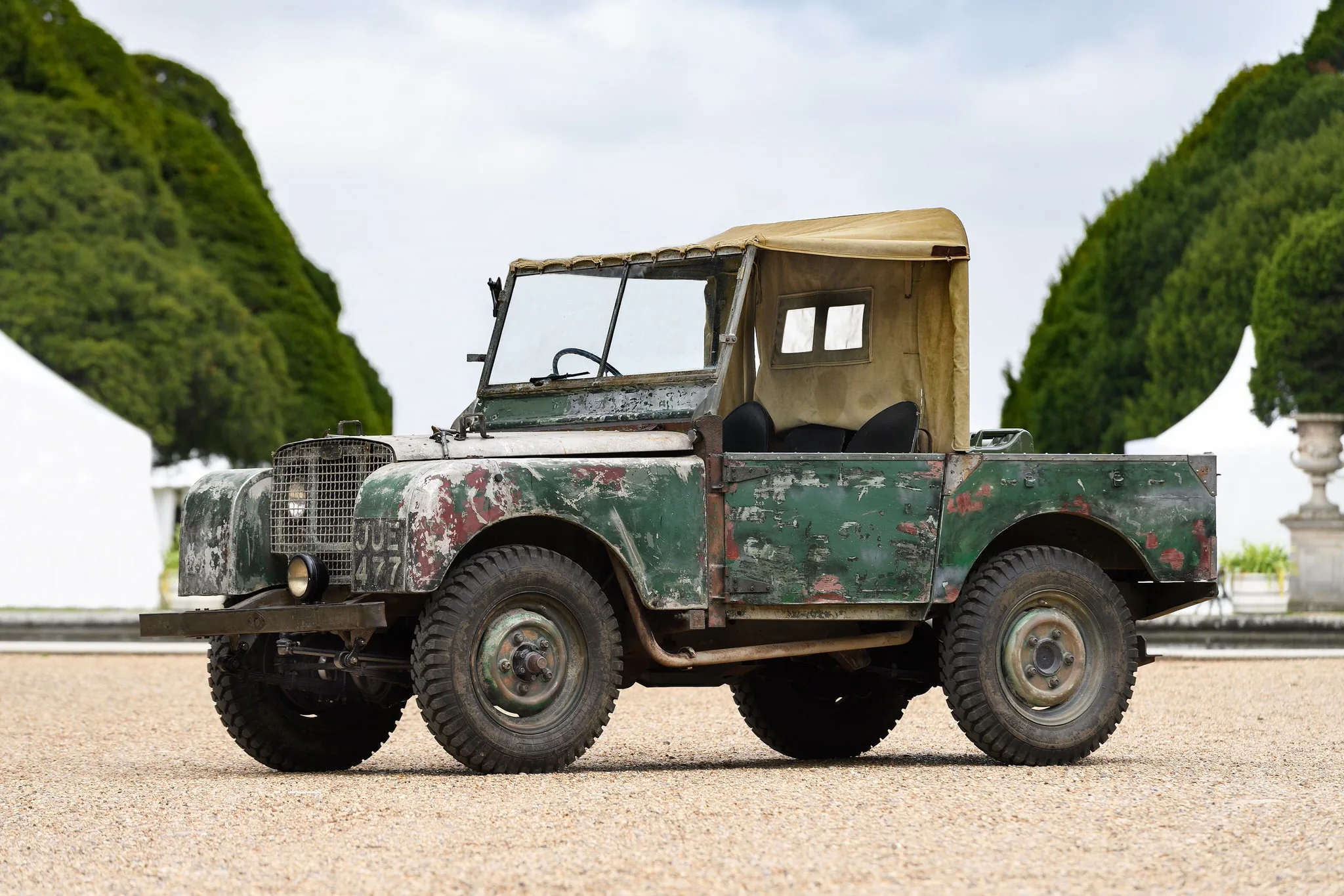 INEOS Grenadier tán dương bậc tiền bối truyền cảm hứng cho mình tại sự kiện Concours of Elegance