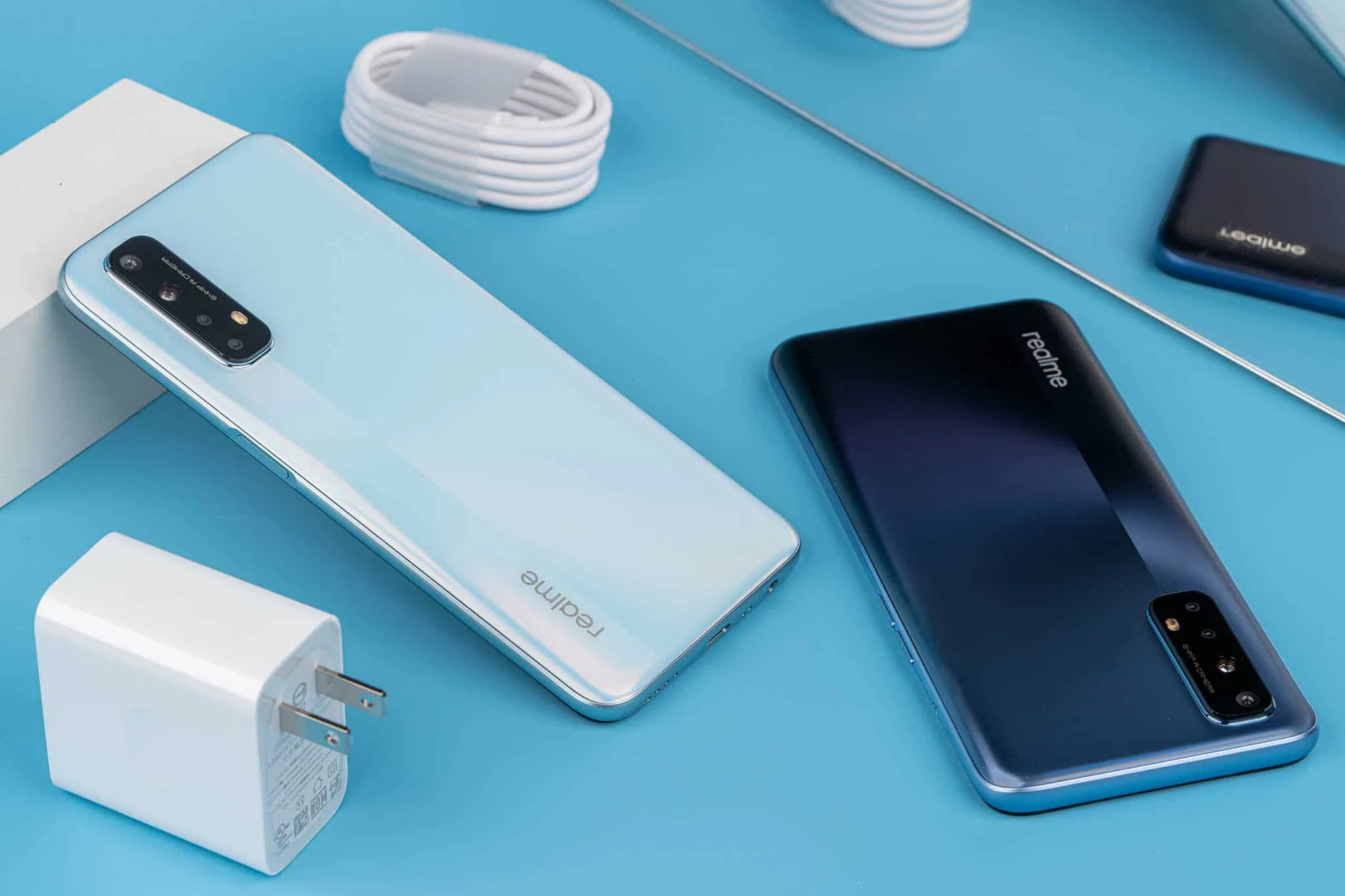 Realme giới thiệu Realme 7 Series tại Việt Nam, bán độc quyền tại Thế giới di động