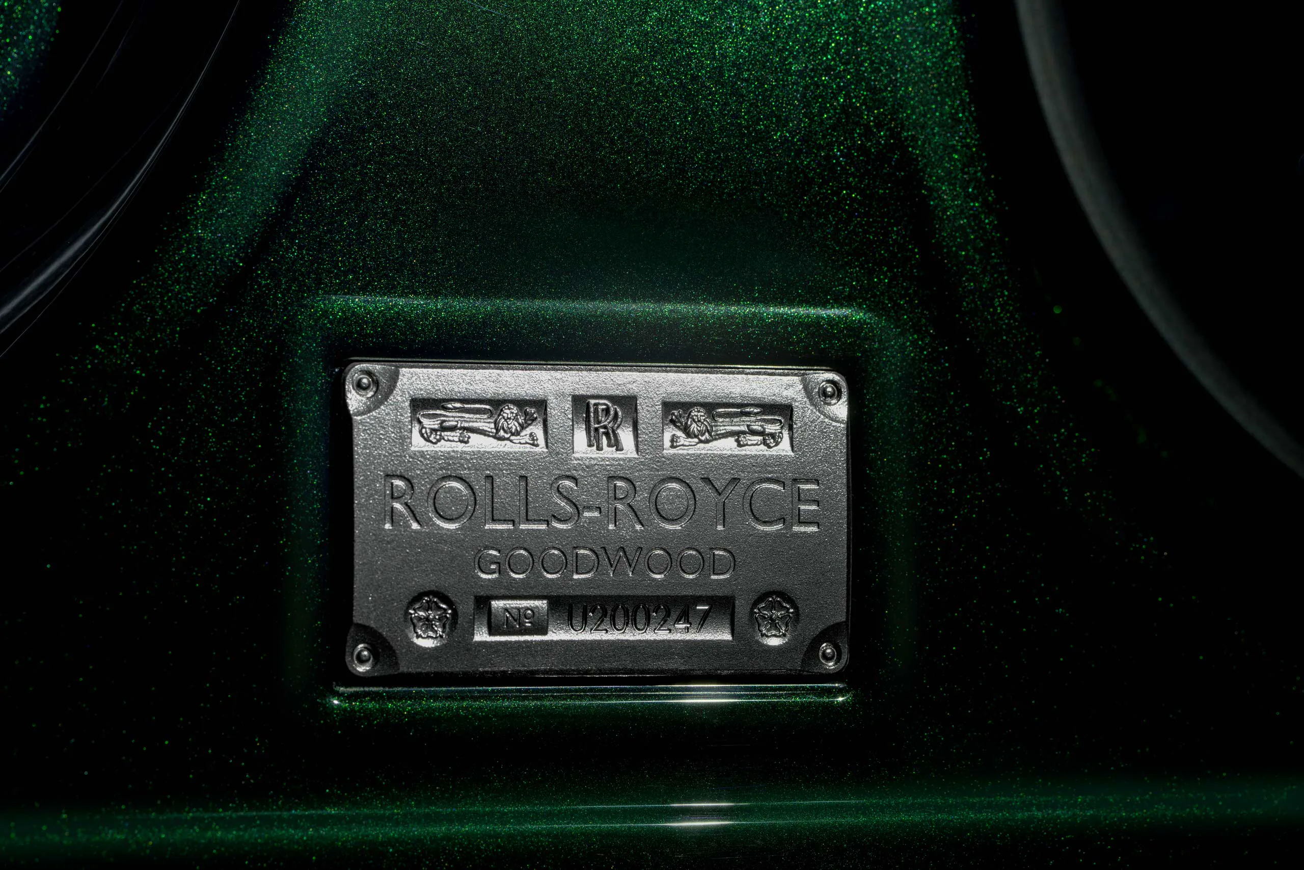 Rolls-Royce Ghost Extended ra mắt với nâng cấp nội thất rộng hơn