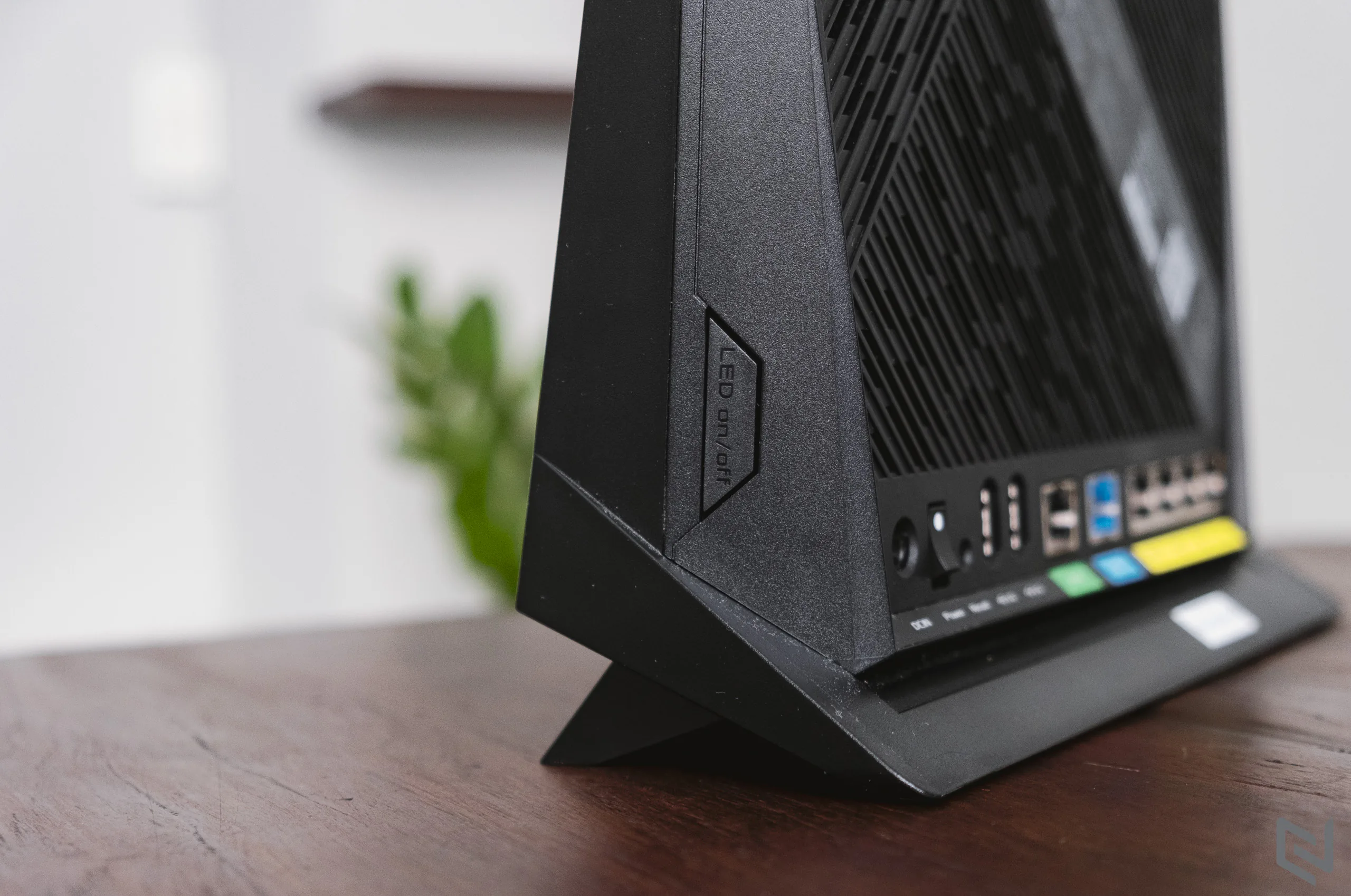 Trên tay router ASUS RT-AX86U, lựa chọn Wi-Fi 6 dành riêng cho game thủ