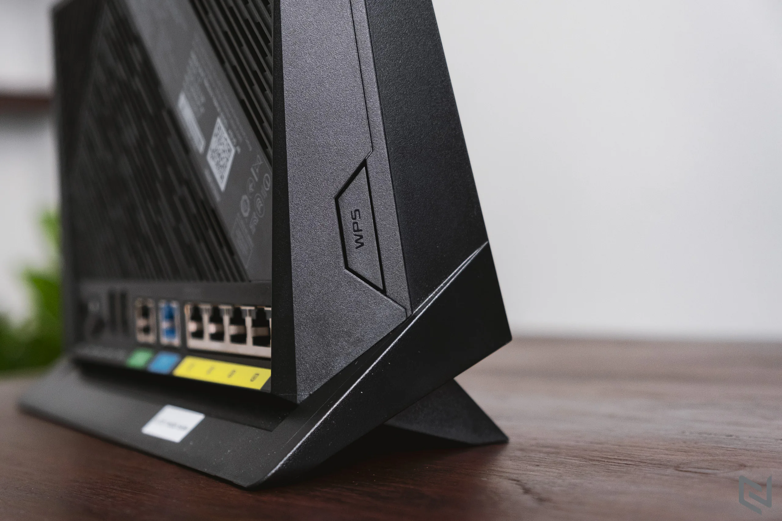 Trên tay router ASUS RT-AX86U, lựa chọn Wi-Fi 6 dành riêng cho game thủ