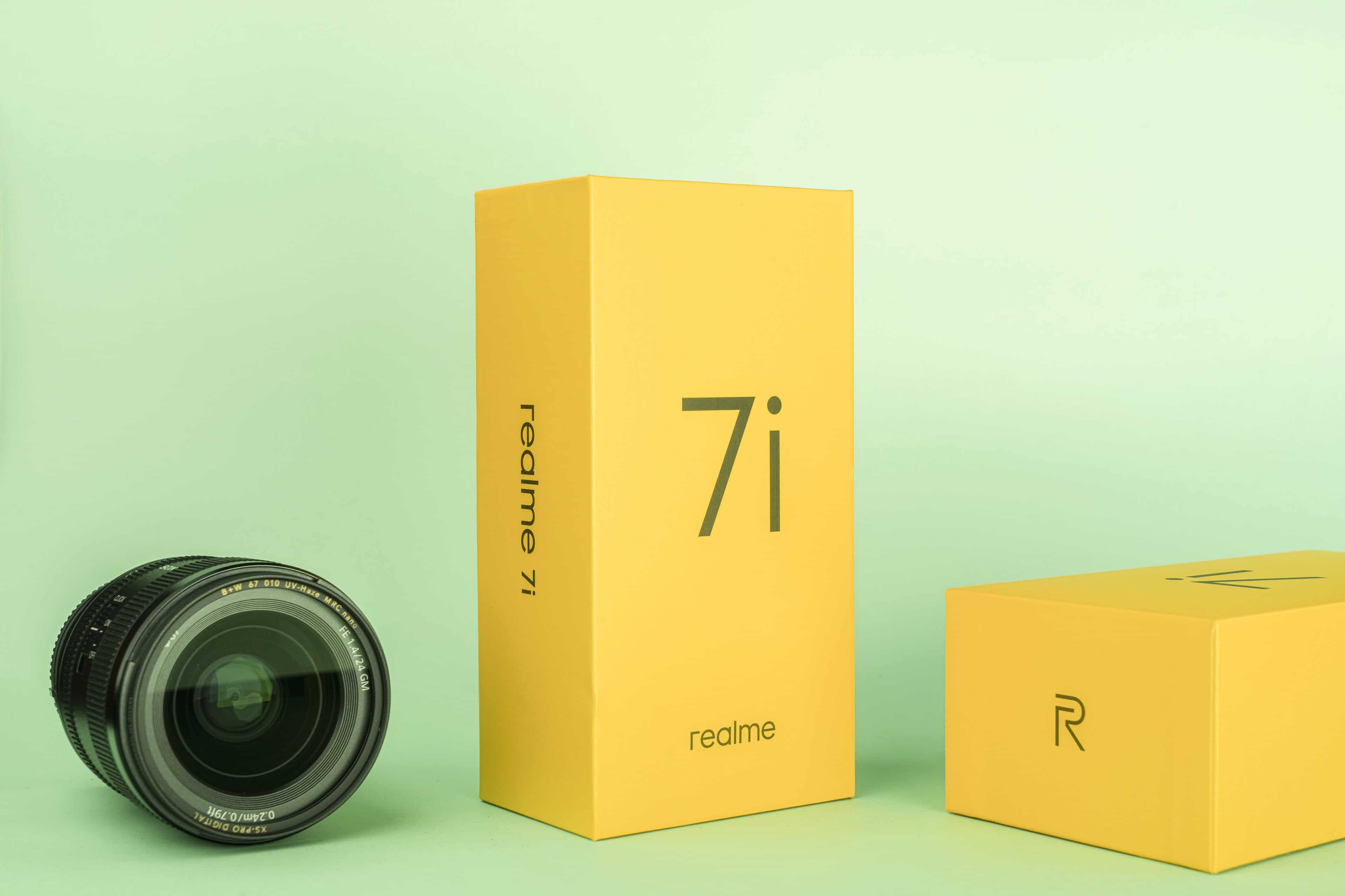 Mở hộp Realme 7i: Bộ 4 camera 64MP AI, pin 5000 mAh, sạc nhanh 18W