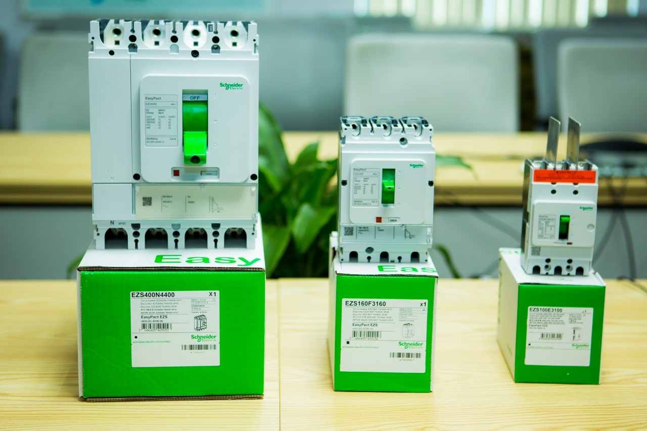 Schneider Electric giới thiệu bộ giải pháp toàn diện EasyPact giúp tối ưu hóa hệ thống thiết bị và các giải pháp điện áp hạ thế với chi phí hợp lý