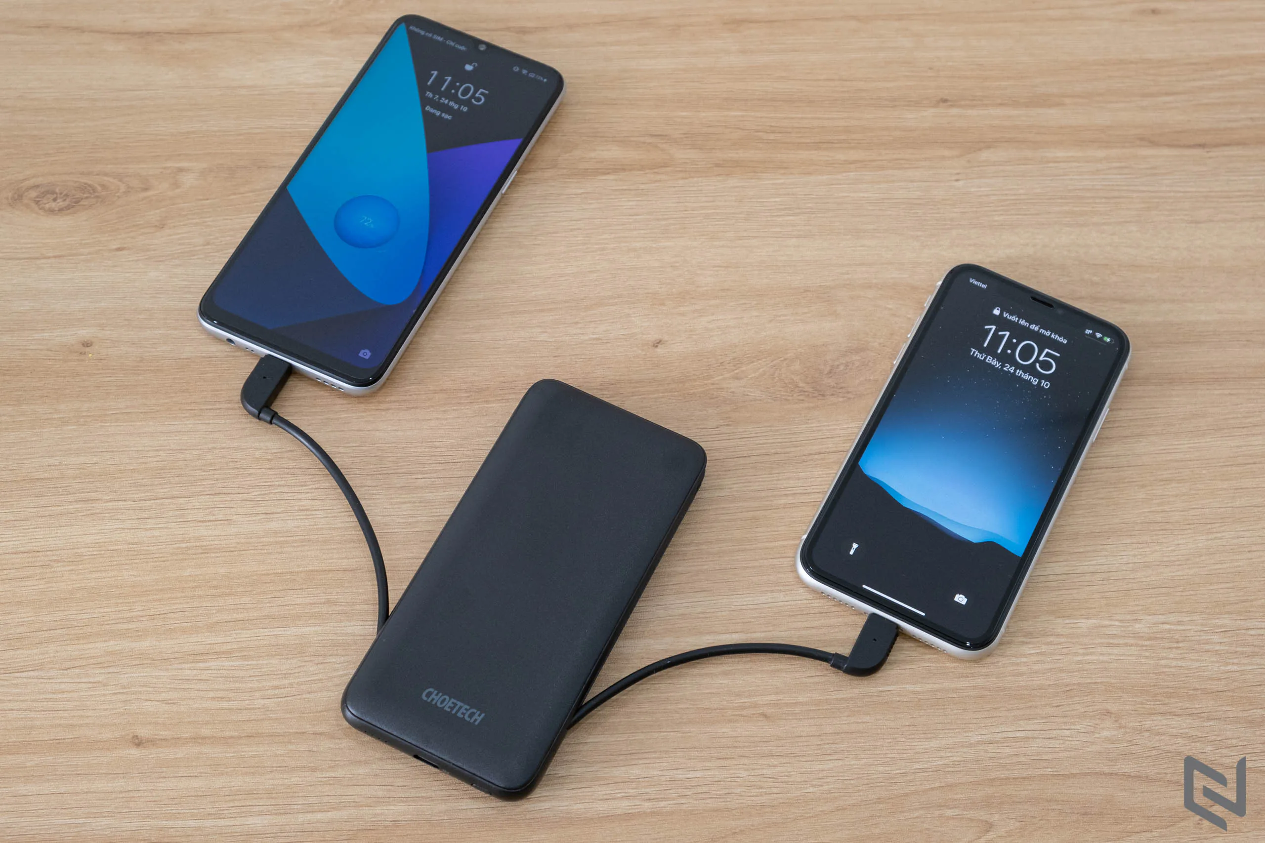 Trên tay sạc dự phòng CHOETECH PD Power Bank 10000mAh, có sẵn cáp Lightning MFI và USB-C 18W