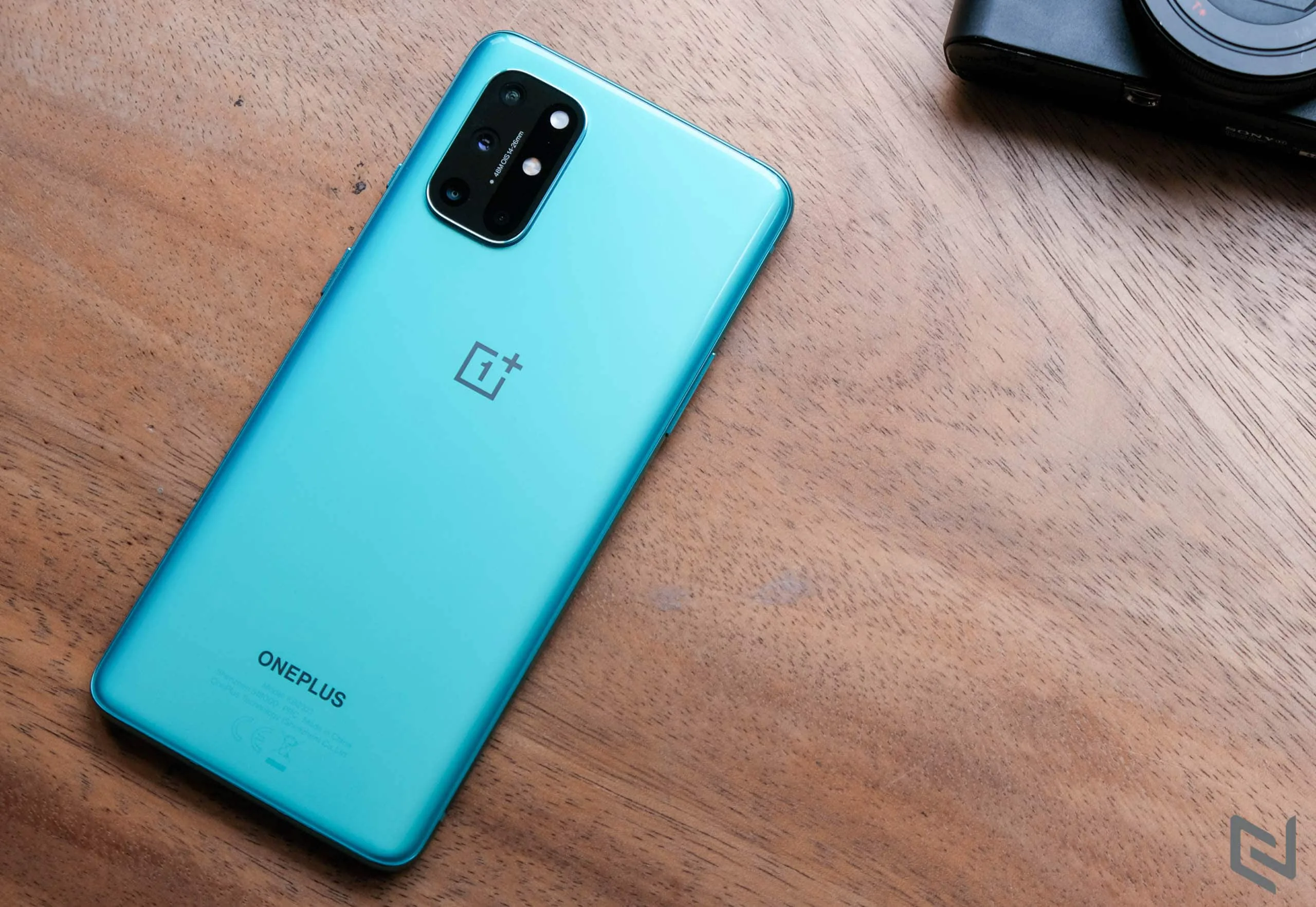 Đánh giá OnePlus 8T 5G: Flagship giá hời đáng mua nhất