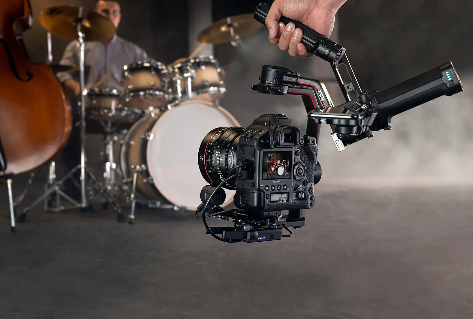 DJI đổi tên dòng gimbal Ronin thành dòng R với sự ra mắt RS 2 và RSC 2