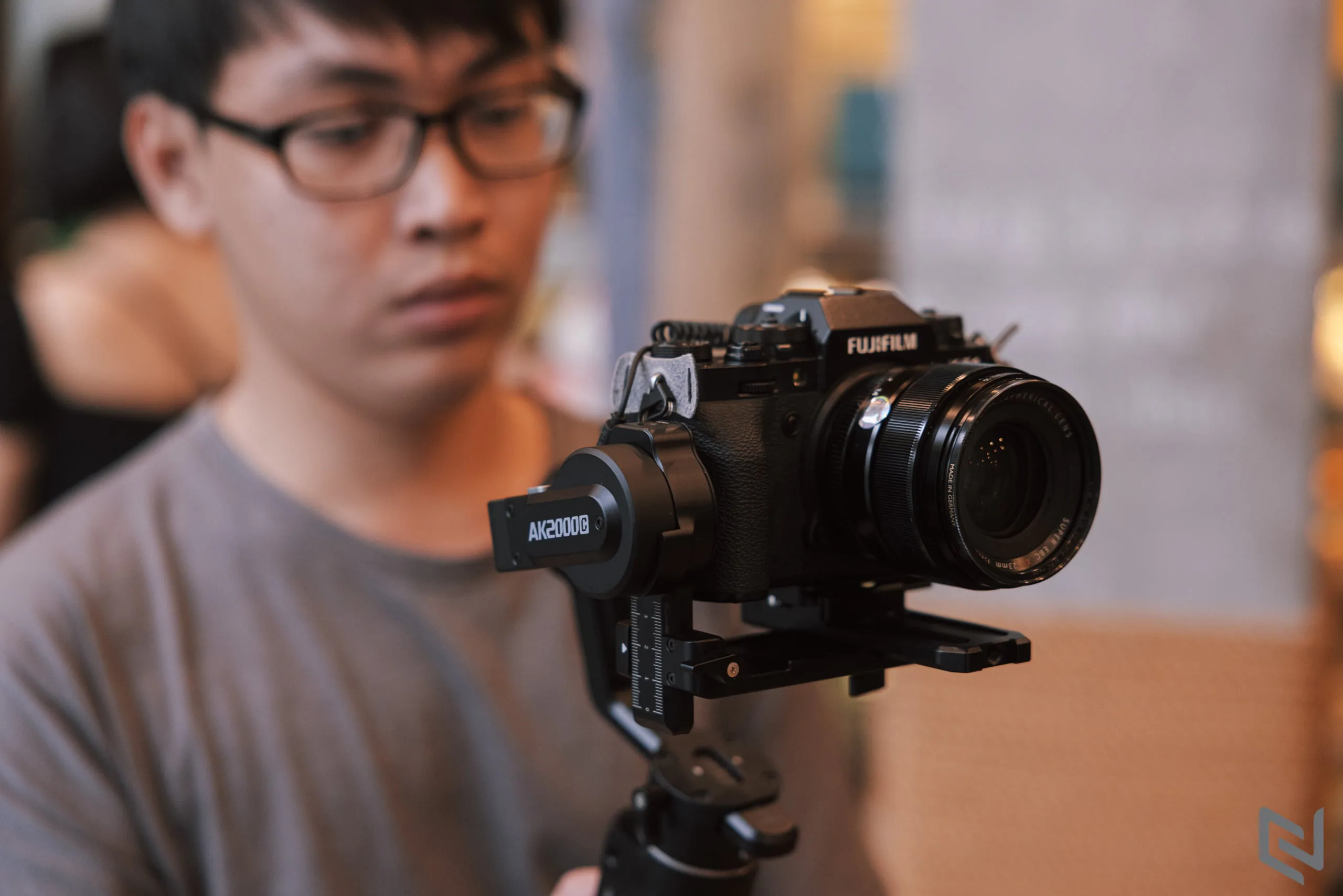 FeiyuTech ra mắt gimbal AK2000C, bản rút gọn từ AK2000S với mức giá dễ chịu hơn.