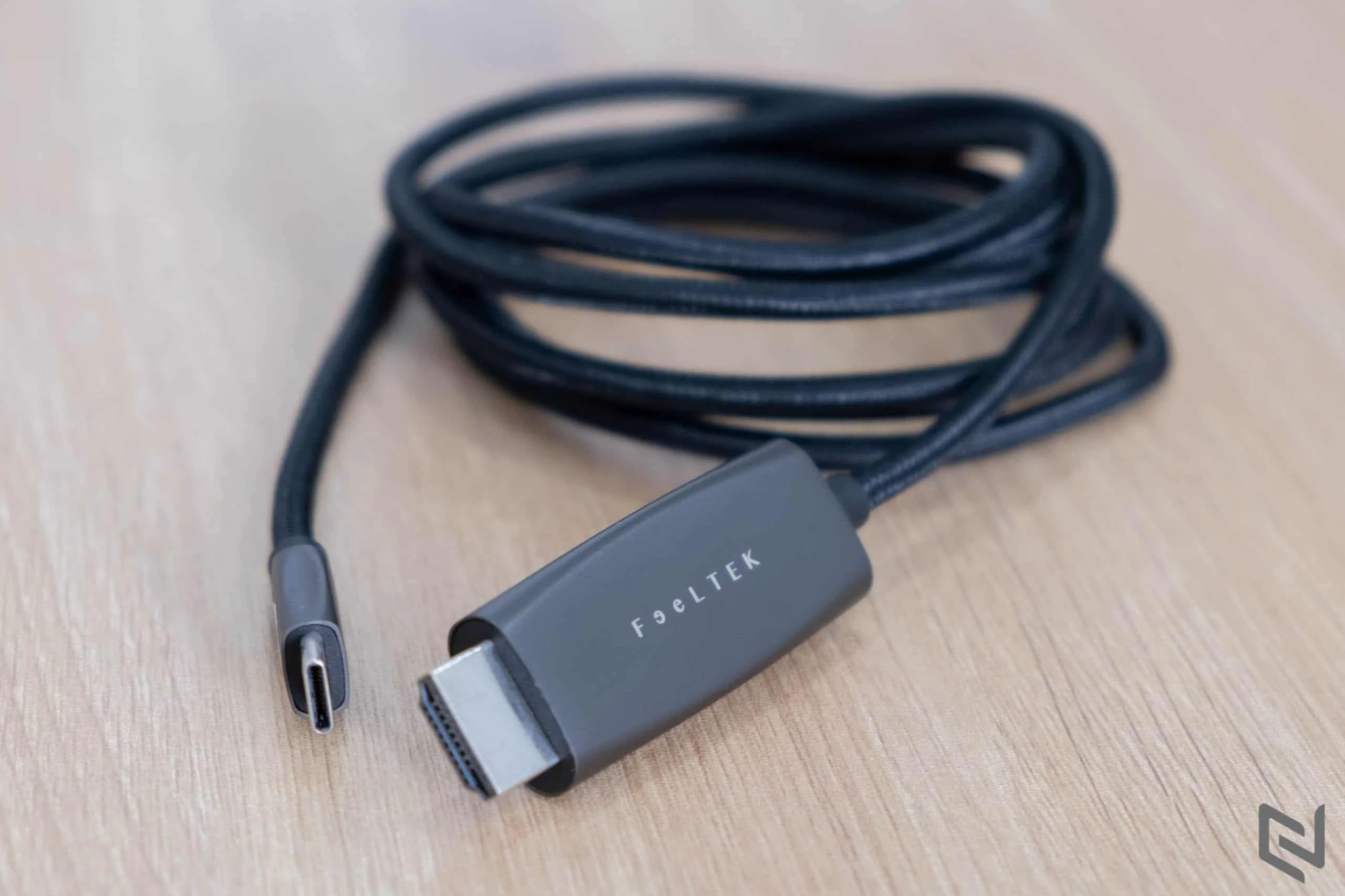 Trên tay cáp Feeltek Flexible USB-C to HDMI: Chuyển ảnh 4K 60Hz lên màn hình lớn