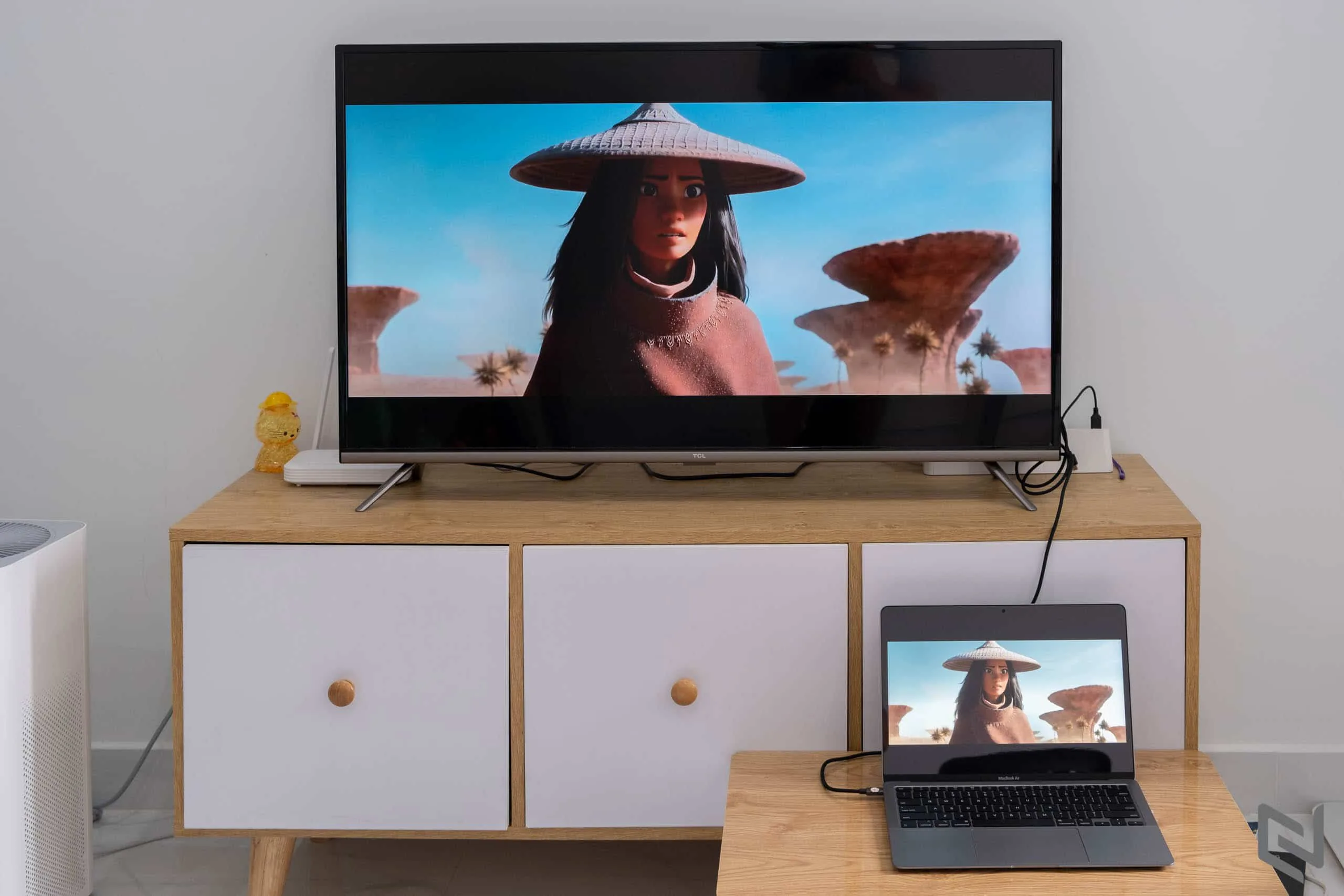Trên tay cáp Feeltek Flexible USB-C to HDMI: Chuyển ảnh 4K 60Hz lên màn hình lớn