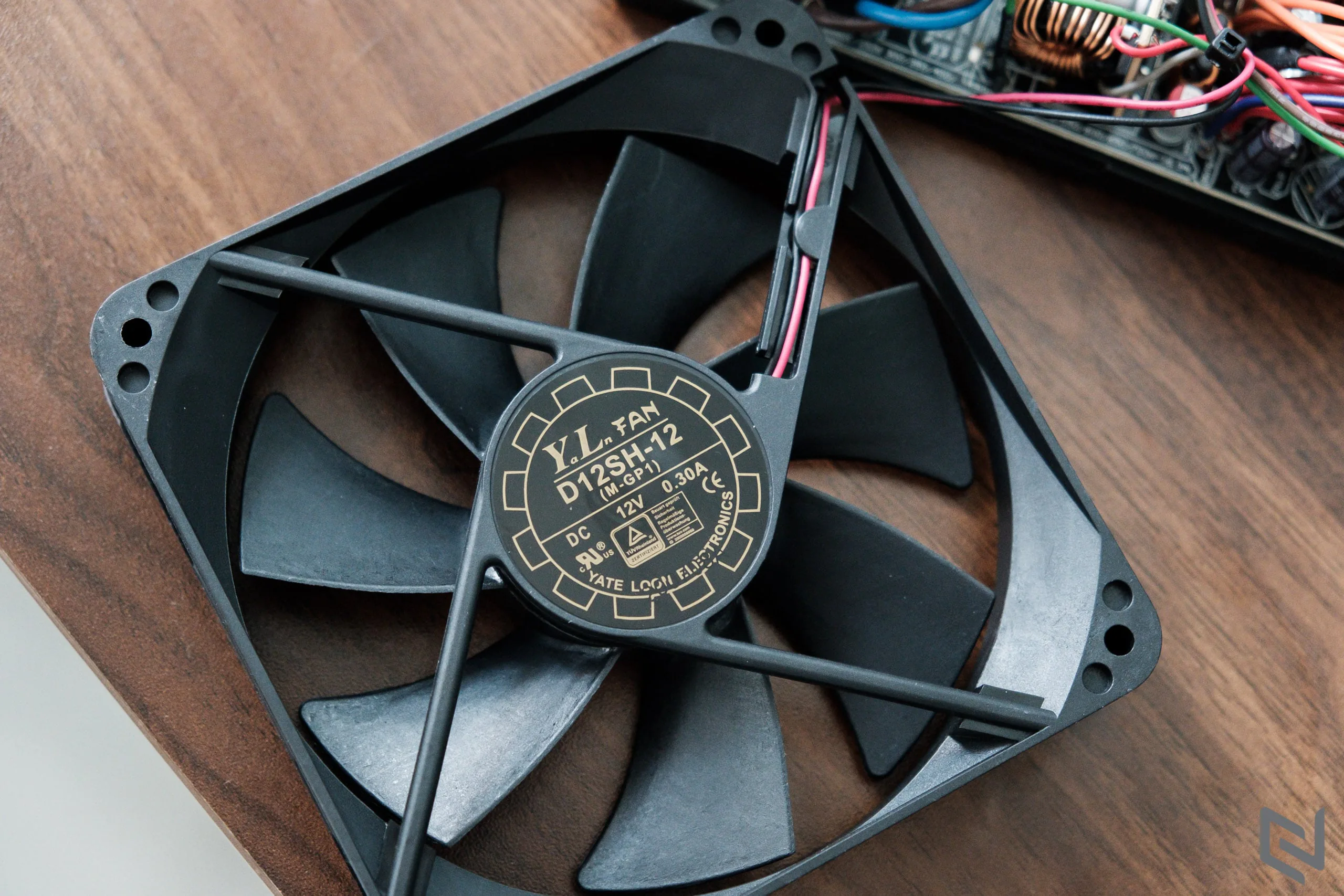 bộ nguồn FSP HV Pro 550W