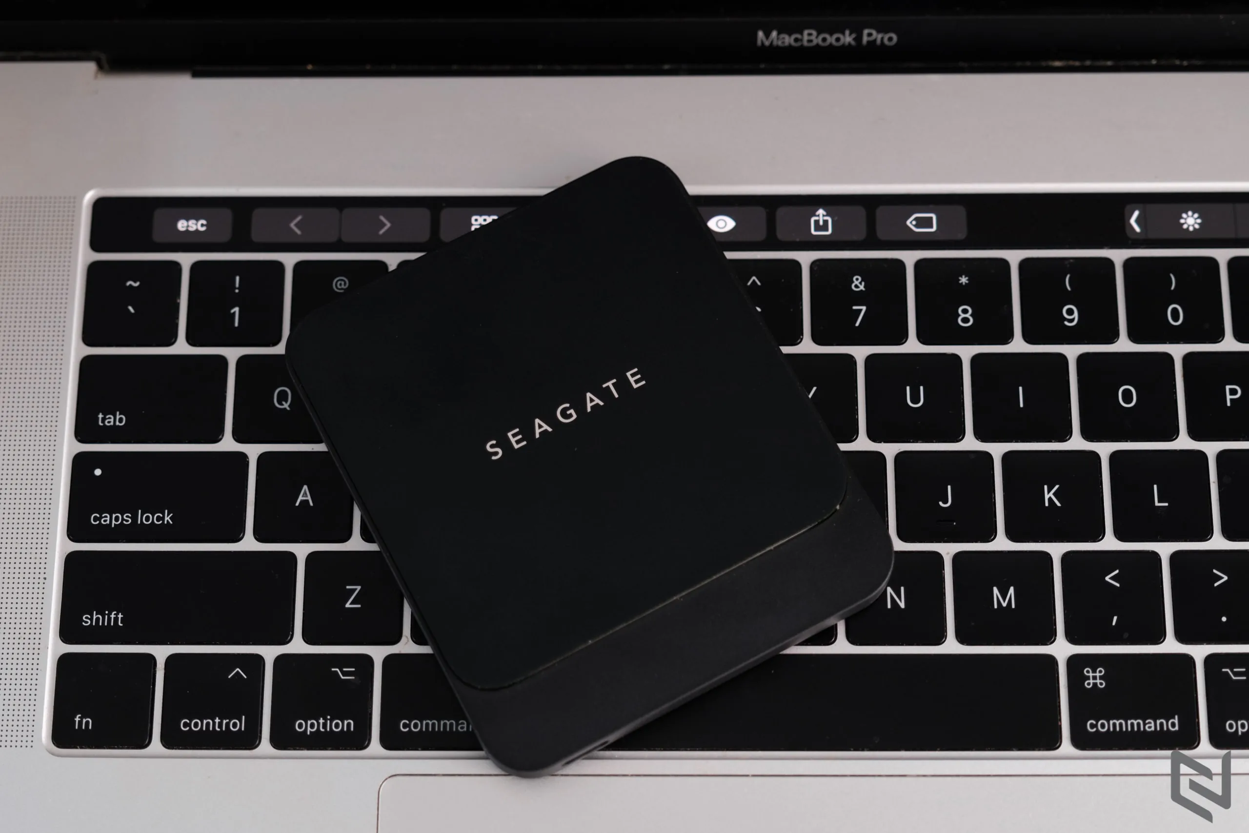 Đánh giá ổ cứng di động Seagate BarraCuda Fast SSD 1TB: Kiểu dáng đẹp và gọn gàng, tốc độ đọc ghi tốt nhưng chưa ấn tượng