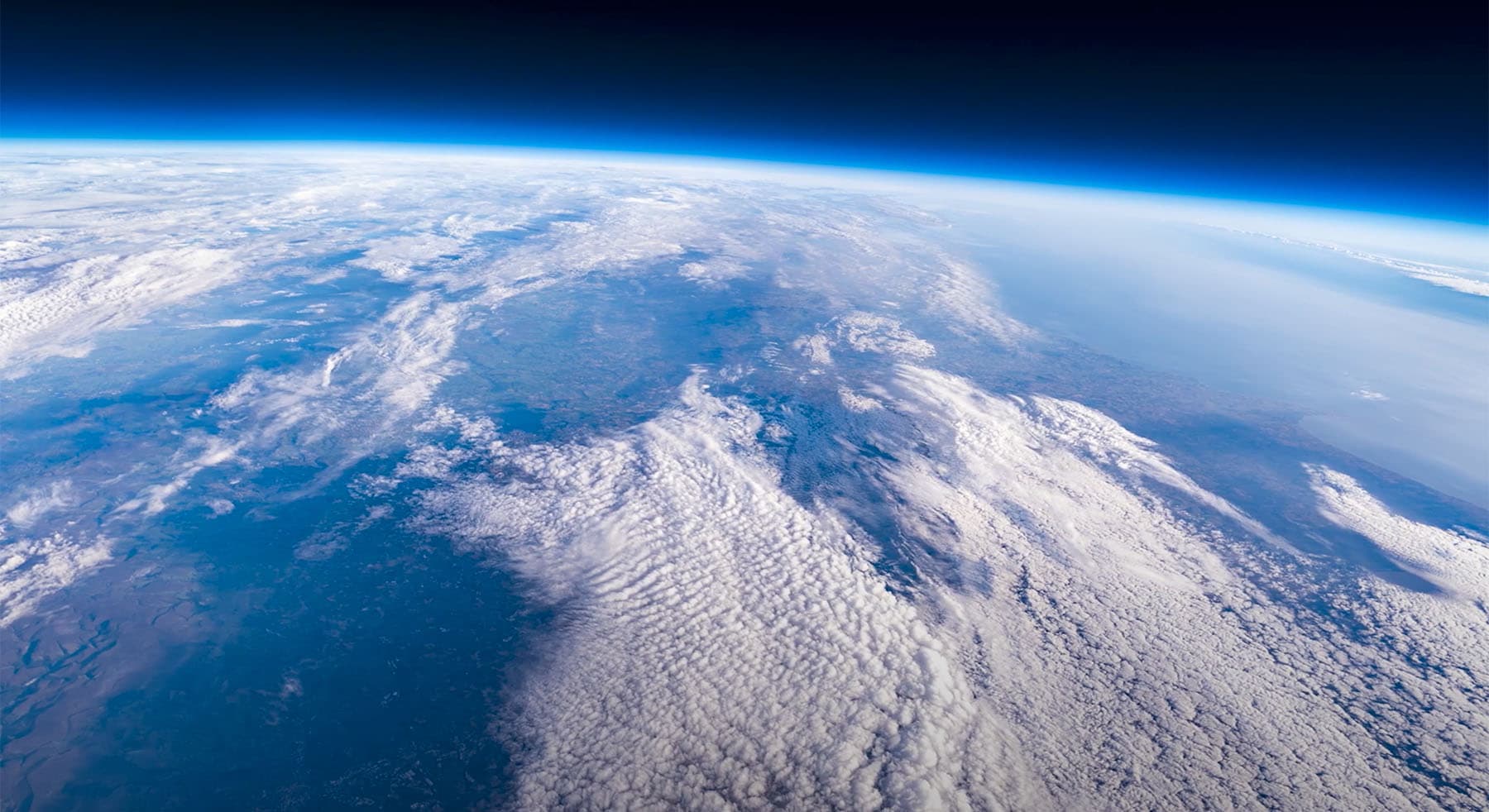 Sigma gửi bộ thiết bị lên khí quyển, độ cao hơn 30km để chụp lại bức ảnh bề mặt Trái Đất