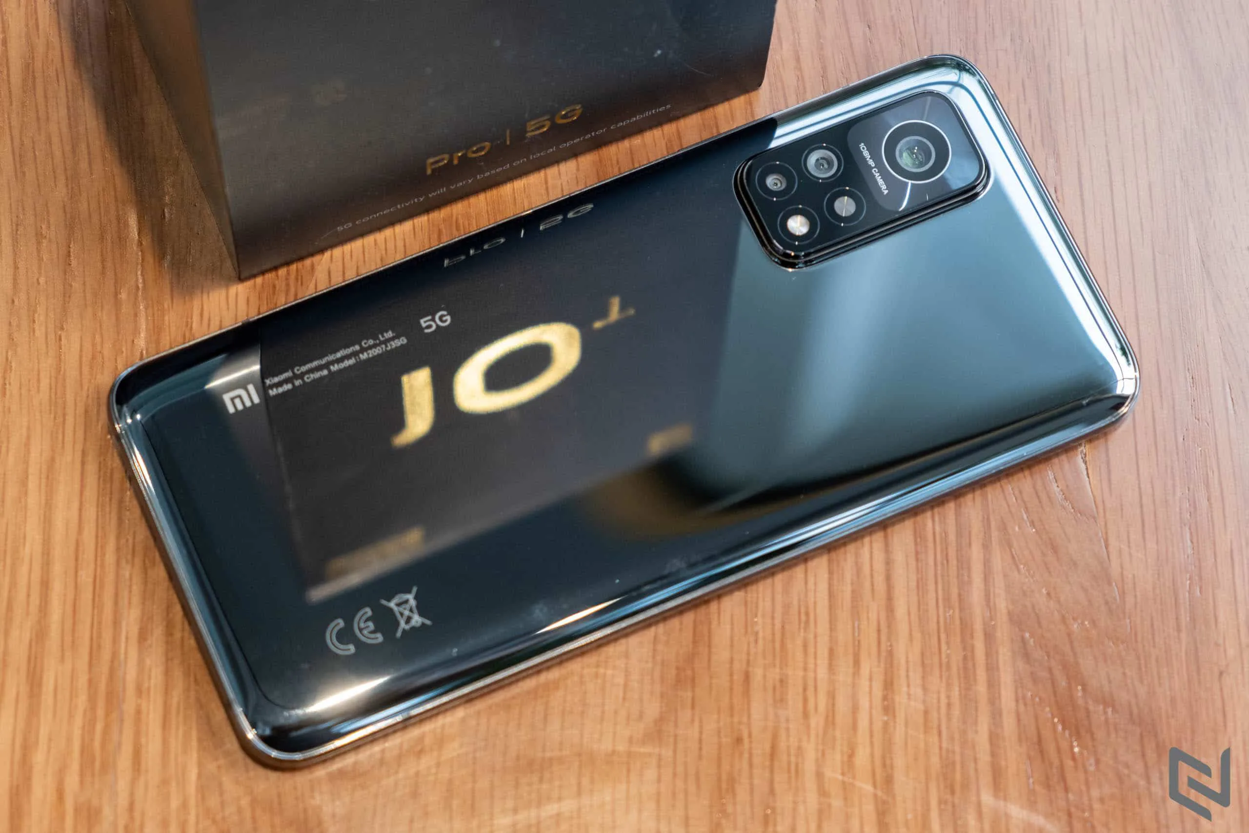 Trên tay Xiaomi Mi 10T Pro: Mạnh mẽ, thiết kế vừa tay, camera hầm hố và màn hình rất mượt