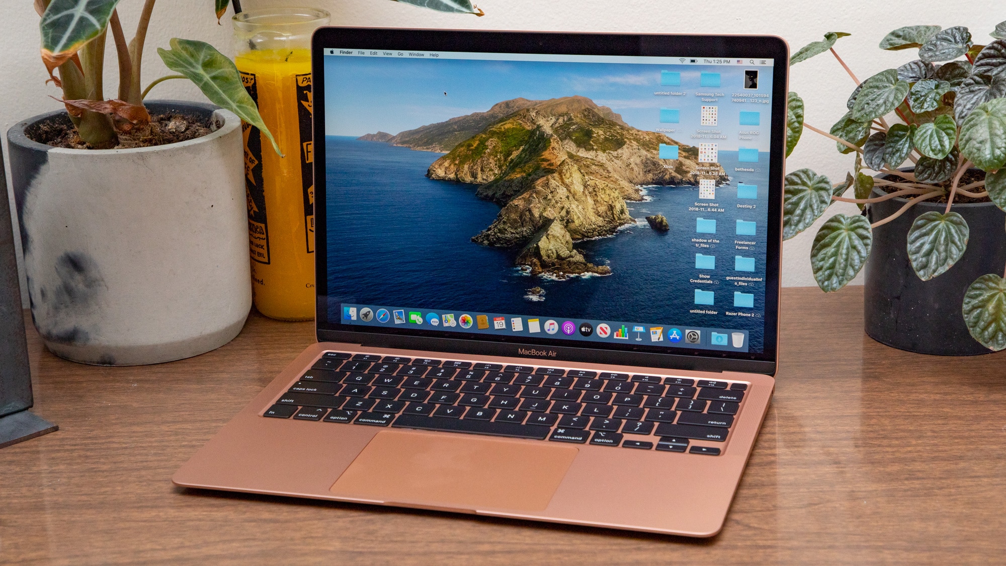 Apple ngừng bán MacBook Air và một số mẫu MacBook Pro 2 cổng kết nối chạy chip Intel