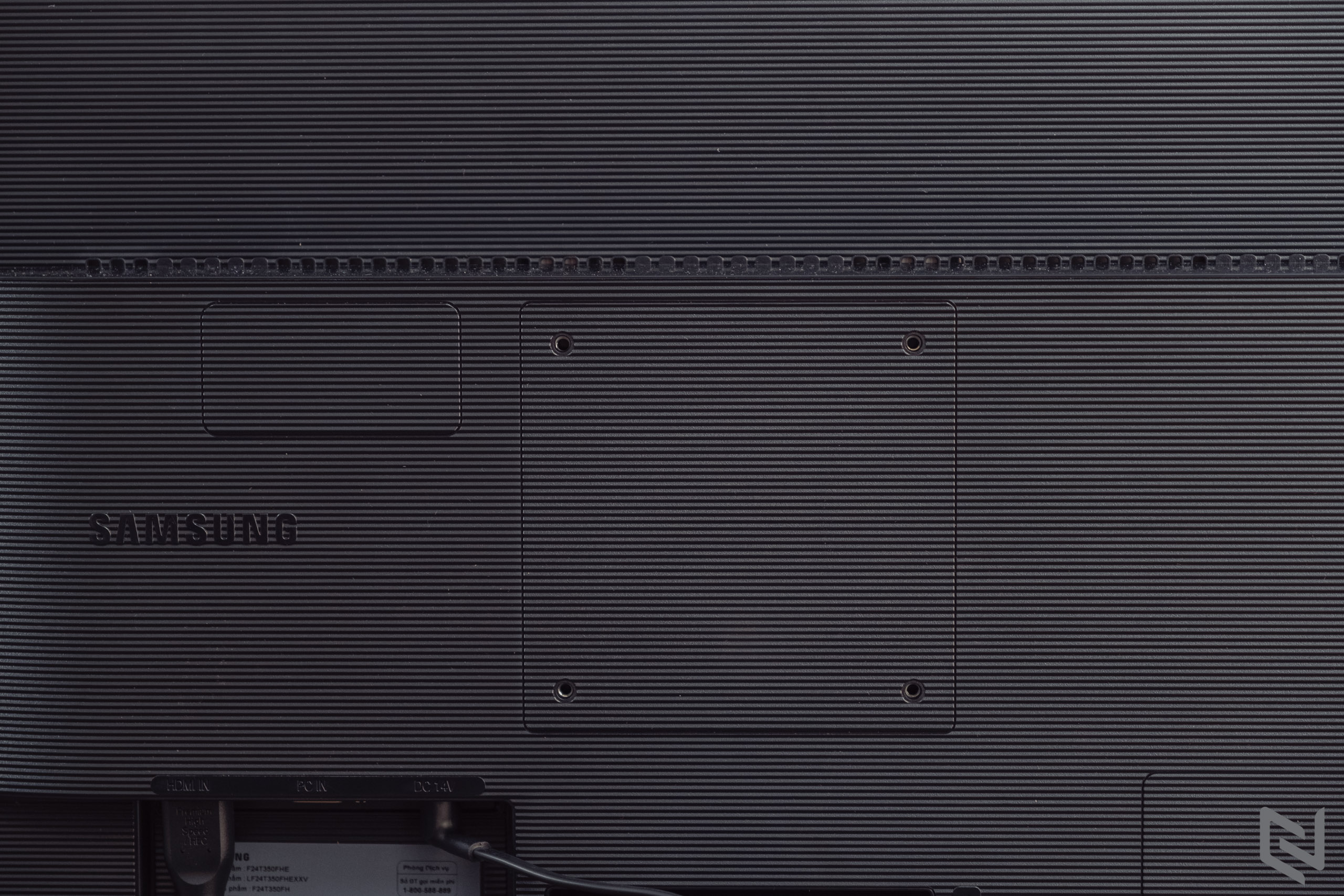 Trên tay màn hình Samsung T35F: Màn hình cơ bản cho học tập và làm việc