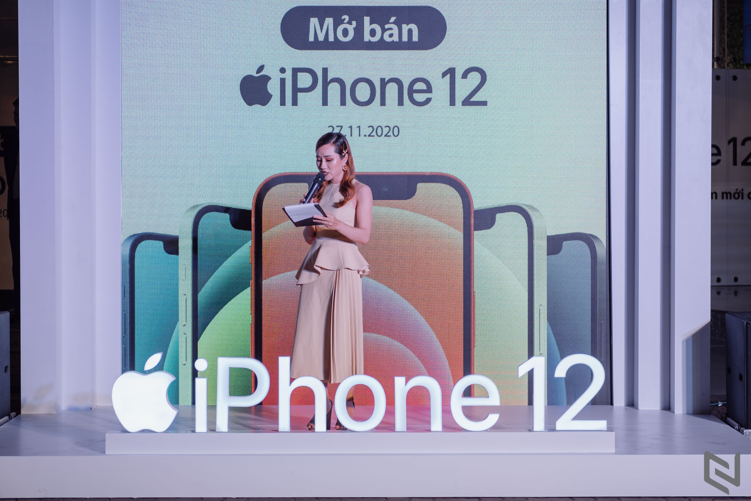 Sự kiện mở bán iPhone 12 series và công bố đại lý ủy quyền chính thức của Apple tại Việt Nam