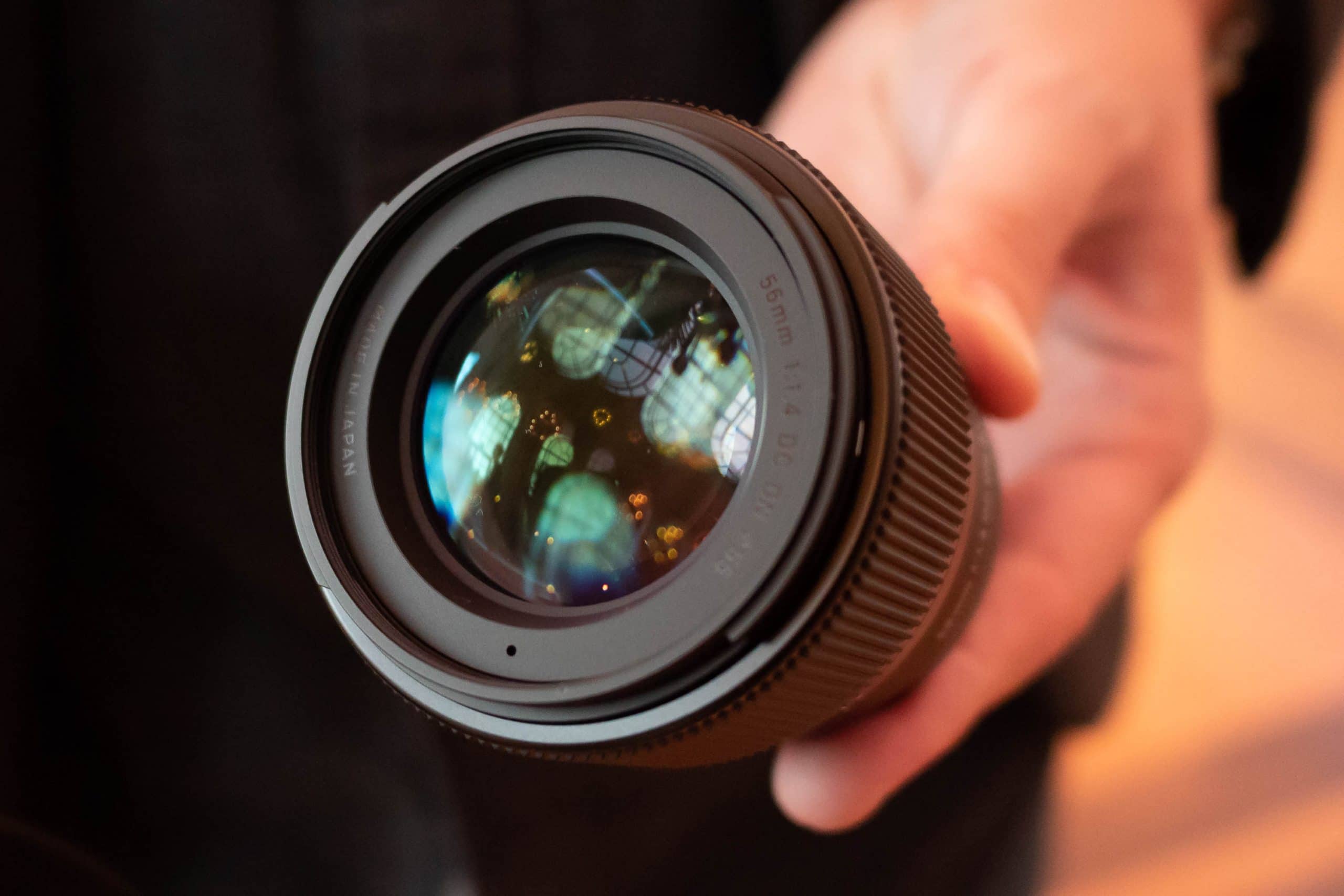 Sigma sẽ ra mắt ống kính DN mới dành cho máy ảnh mirrorless vào 1/12